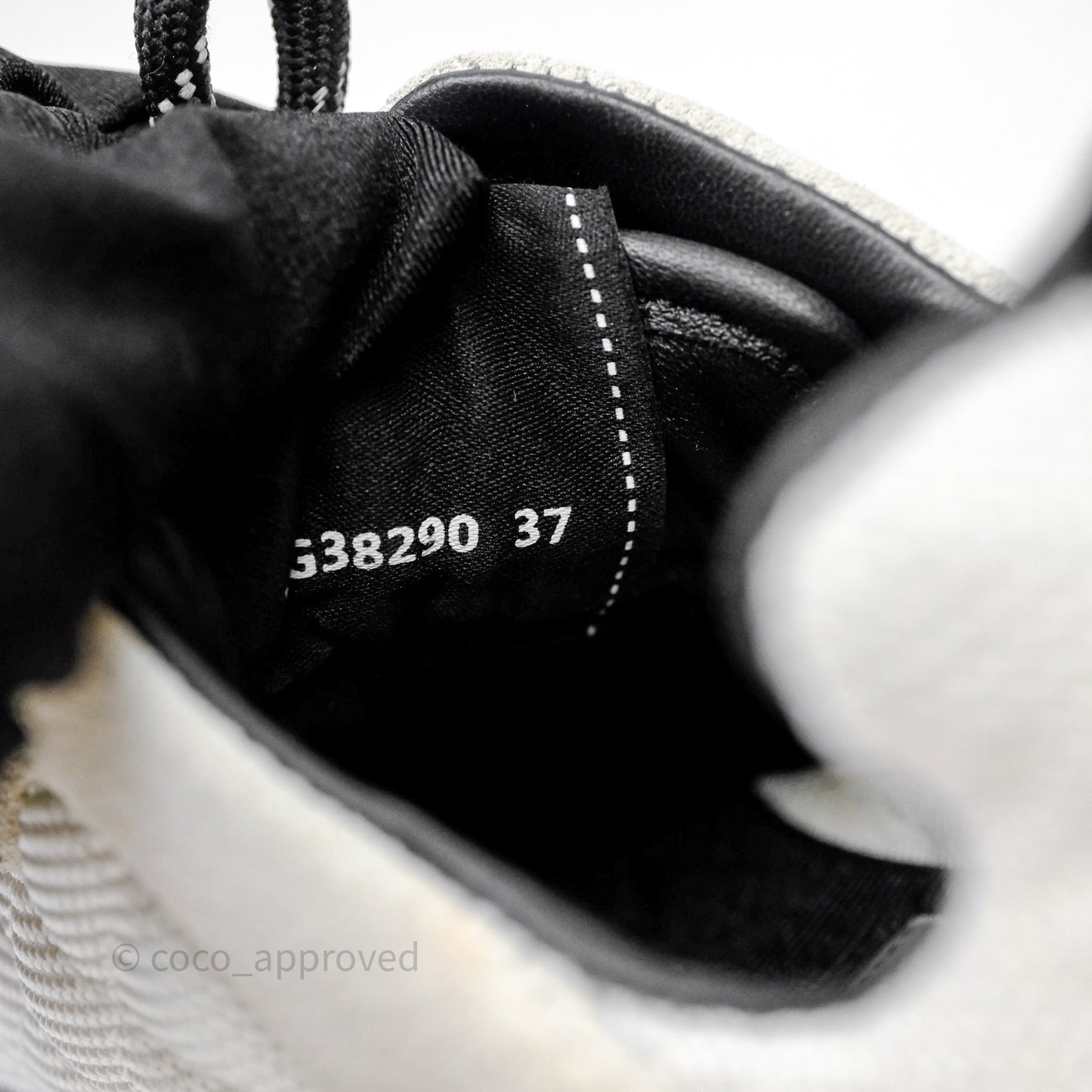 Chanel White/Black Sneakers Size 37