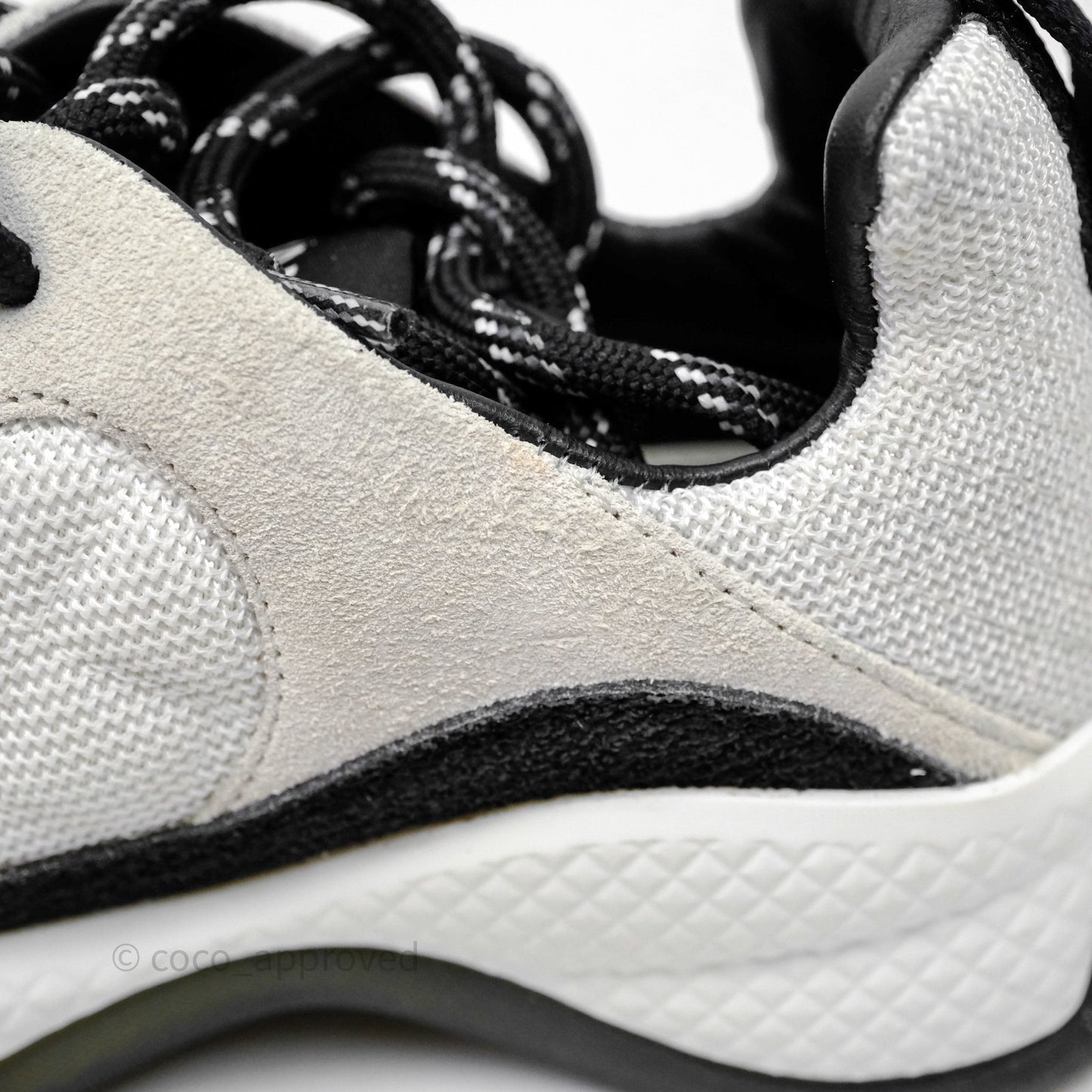 Chanel White/Black Sneakers Size 37