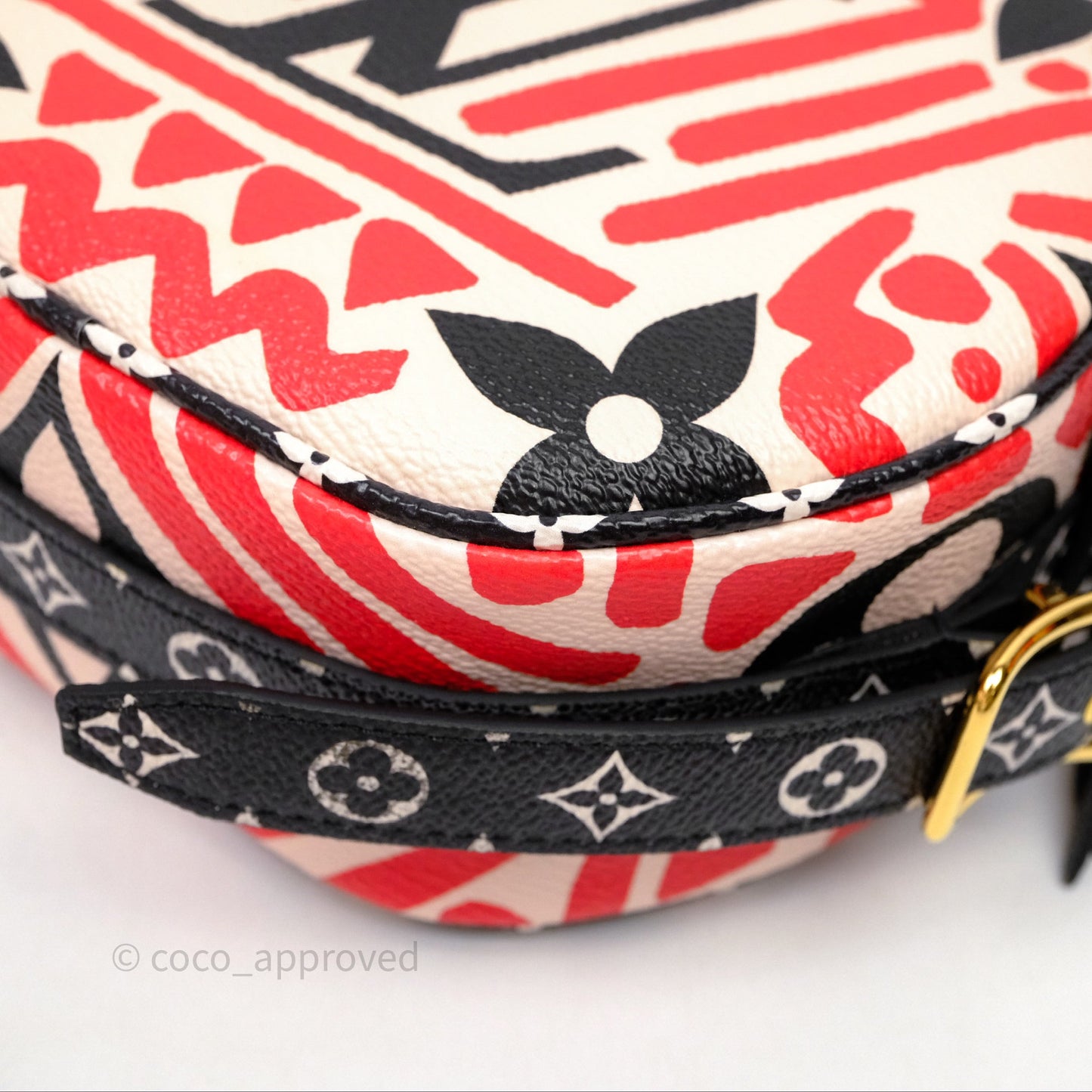 Louis Vuitton Giant Crafty Boite Chapeau Souple Monogram Shoulder Bag