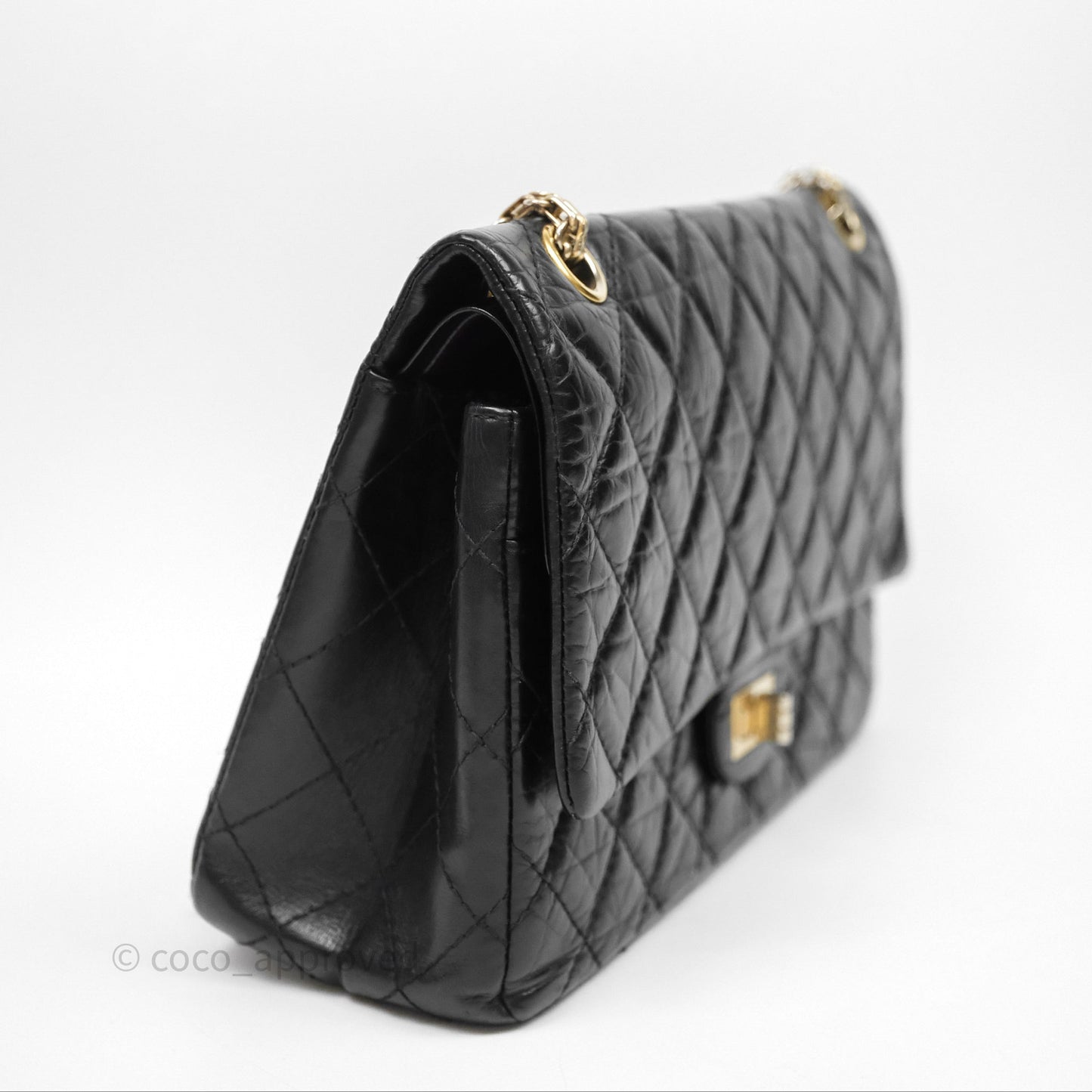 Chanel Reissue 226 Quilted Aged Calfskin Black Aged Gold Hardware