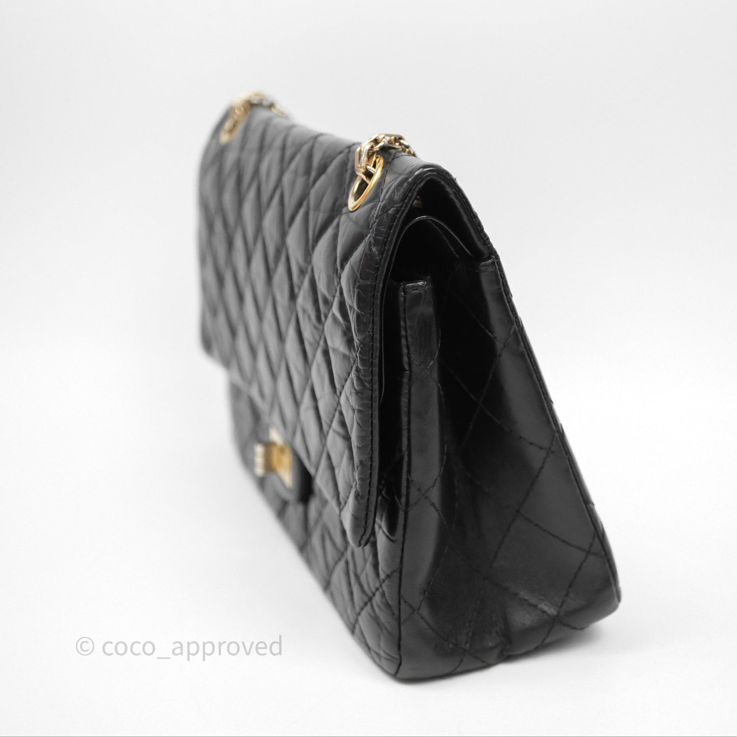 Chanel Reissue 226 Quilted Aged Calfskin Black Aged Gold Hardware