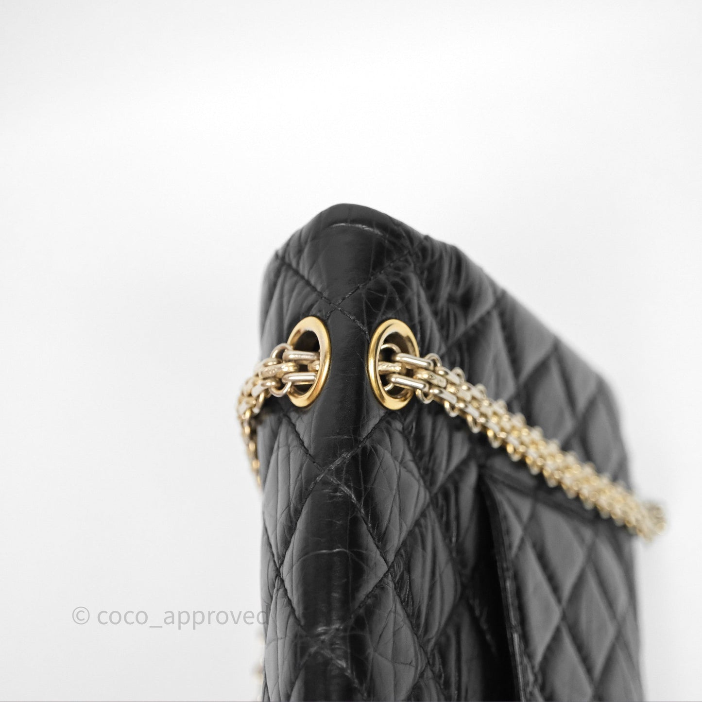 Chanel Reissue 226 Quilted Aged Calfskin Black Aged Gold Hardware