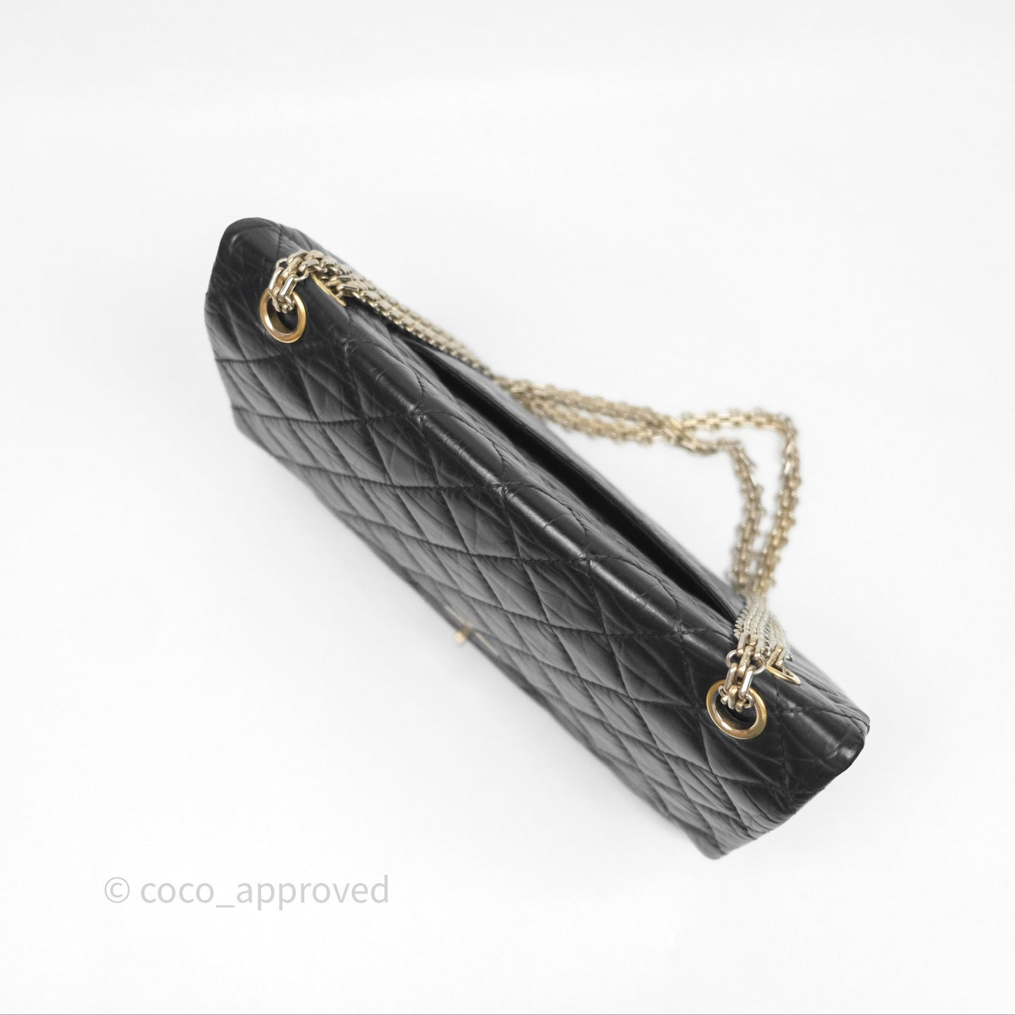 Chanel Reissue 226 Quilted Aged Calfskin Black Aged Gold Hardware