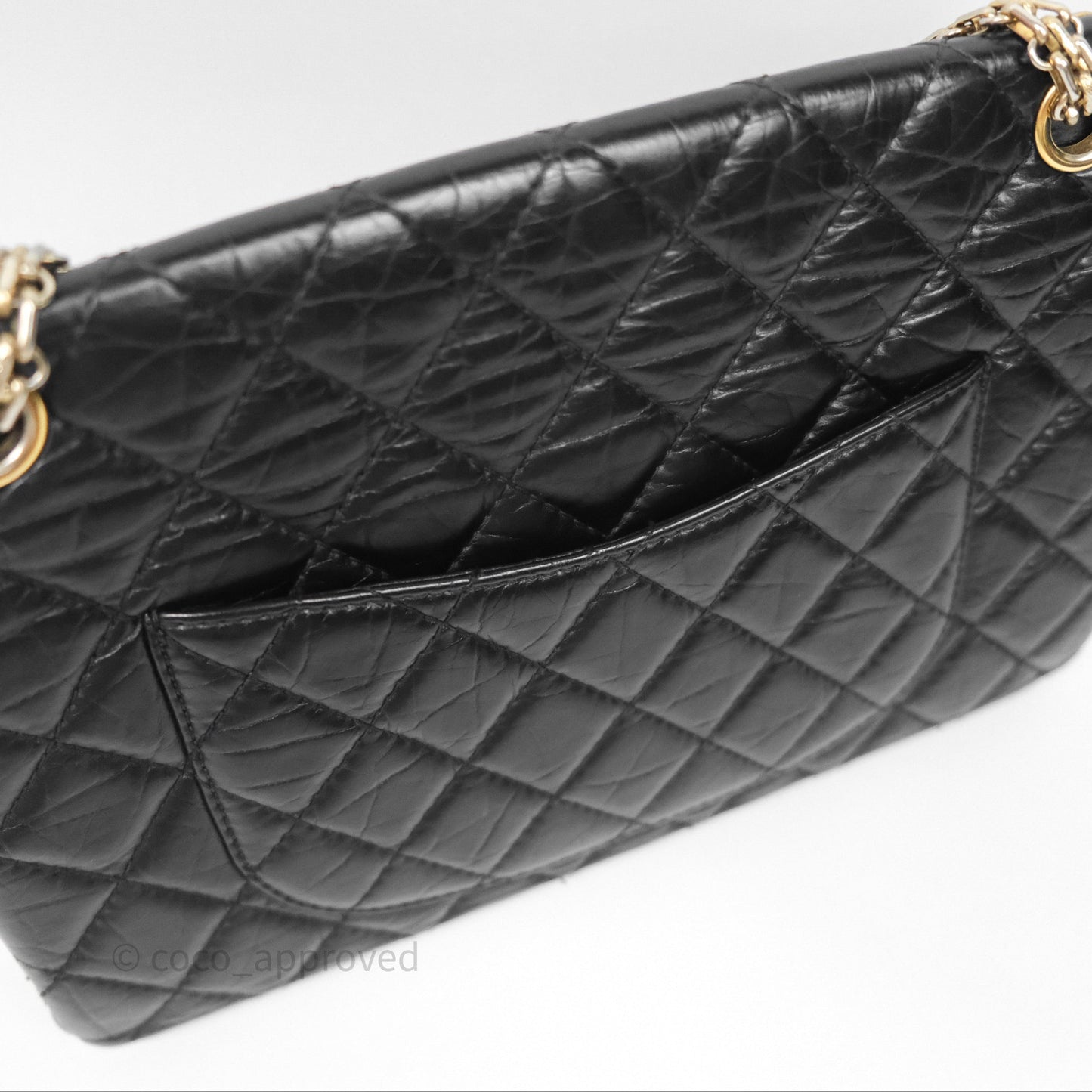Chanel Reissue 226 Quilted Aged Calfskin Black Aged Gold Hardware