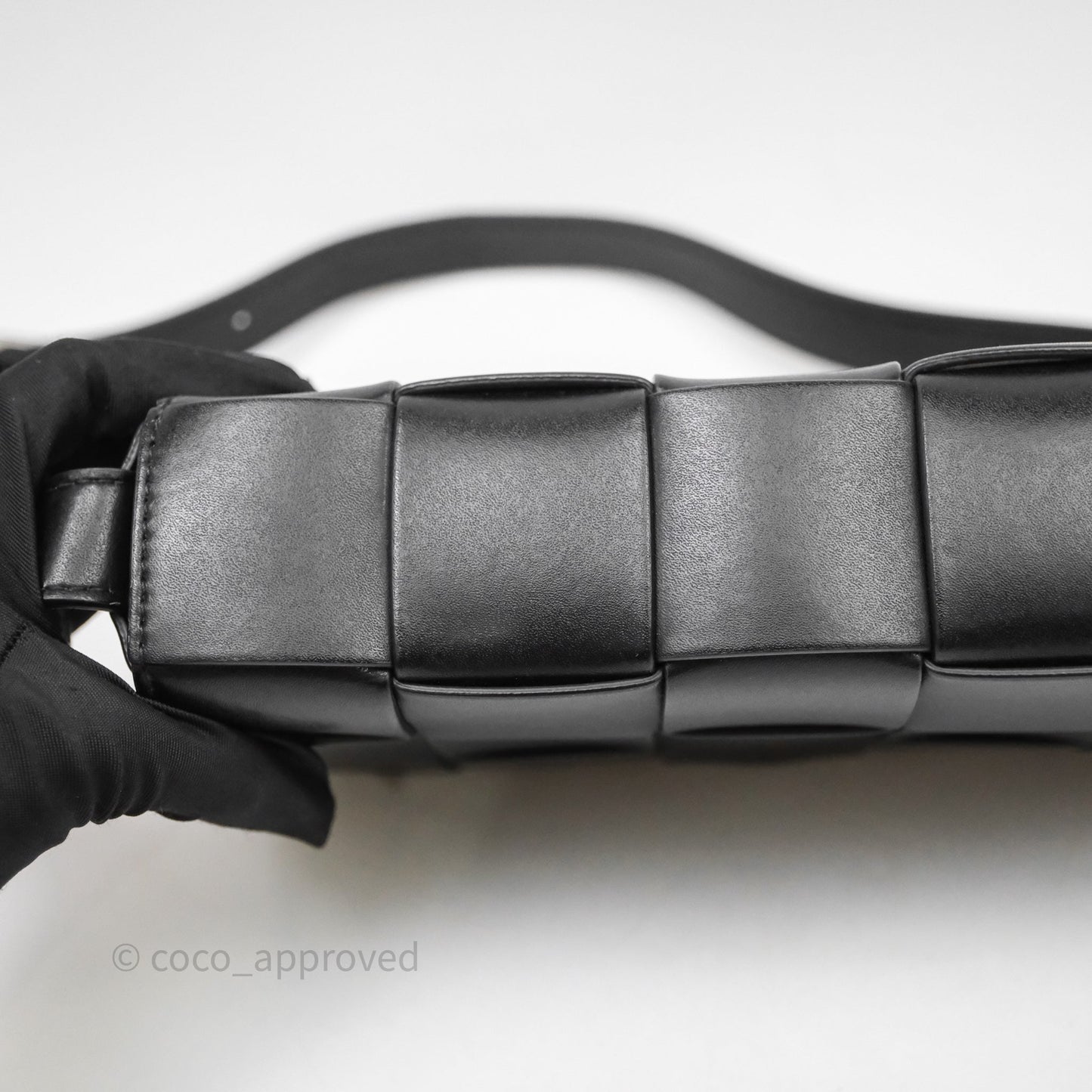 Bottega Veneta Cassette Shoulder Bag Intrecciato Black