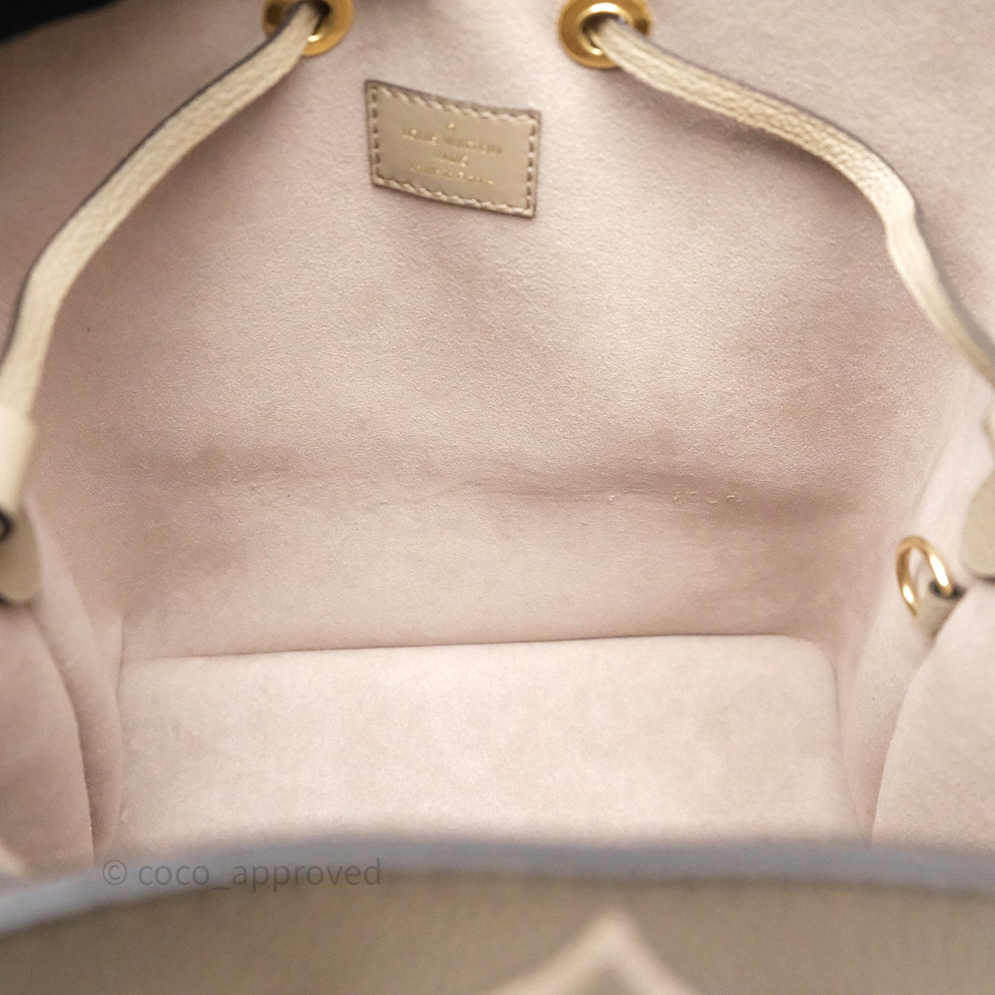 Louis Vuitton NéoNoé MM Dove /Cream Monogram Empreinte Leather
