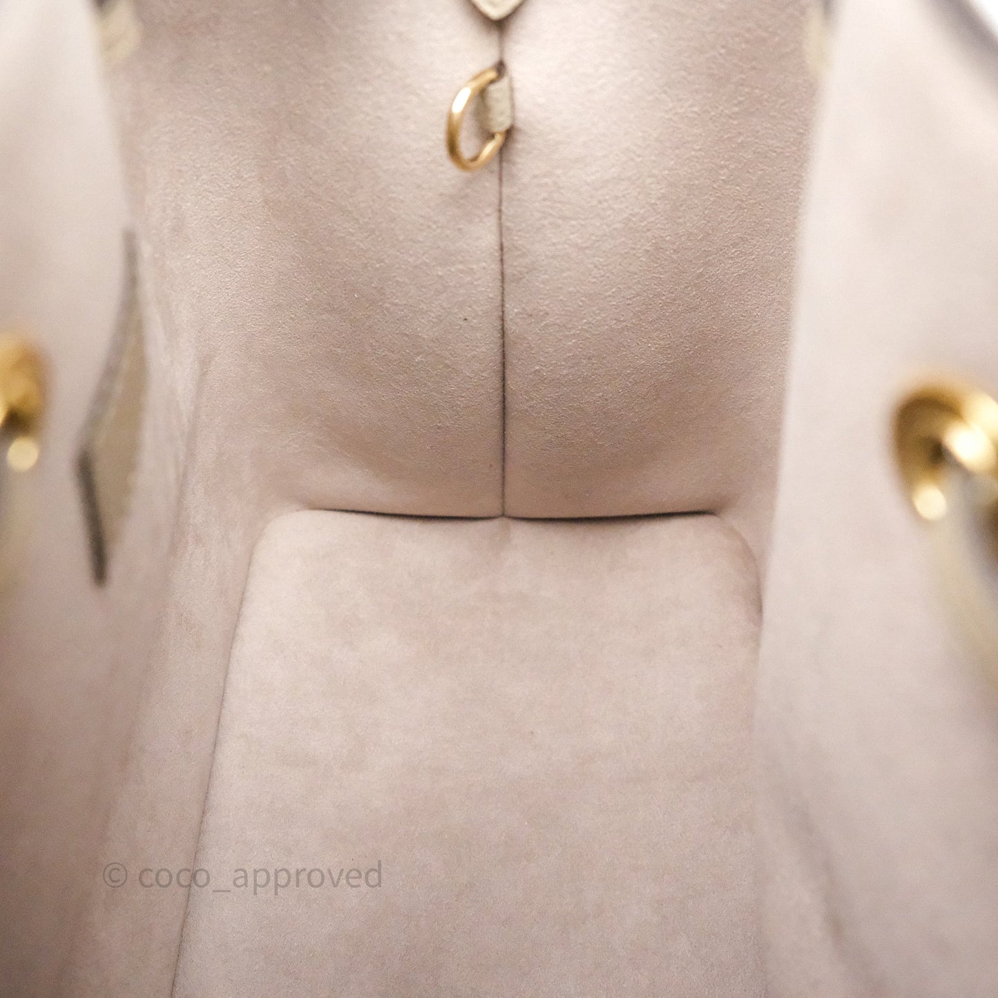 Louis Vuitton NéoNoé MM Dove /Cream Monogram Empreinte Leather