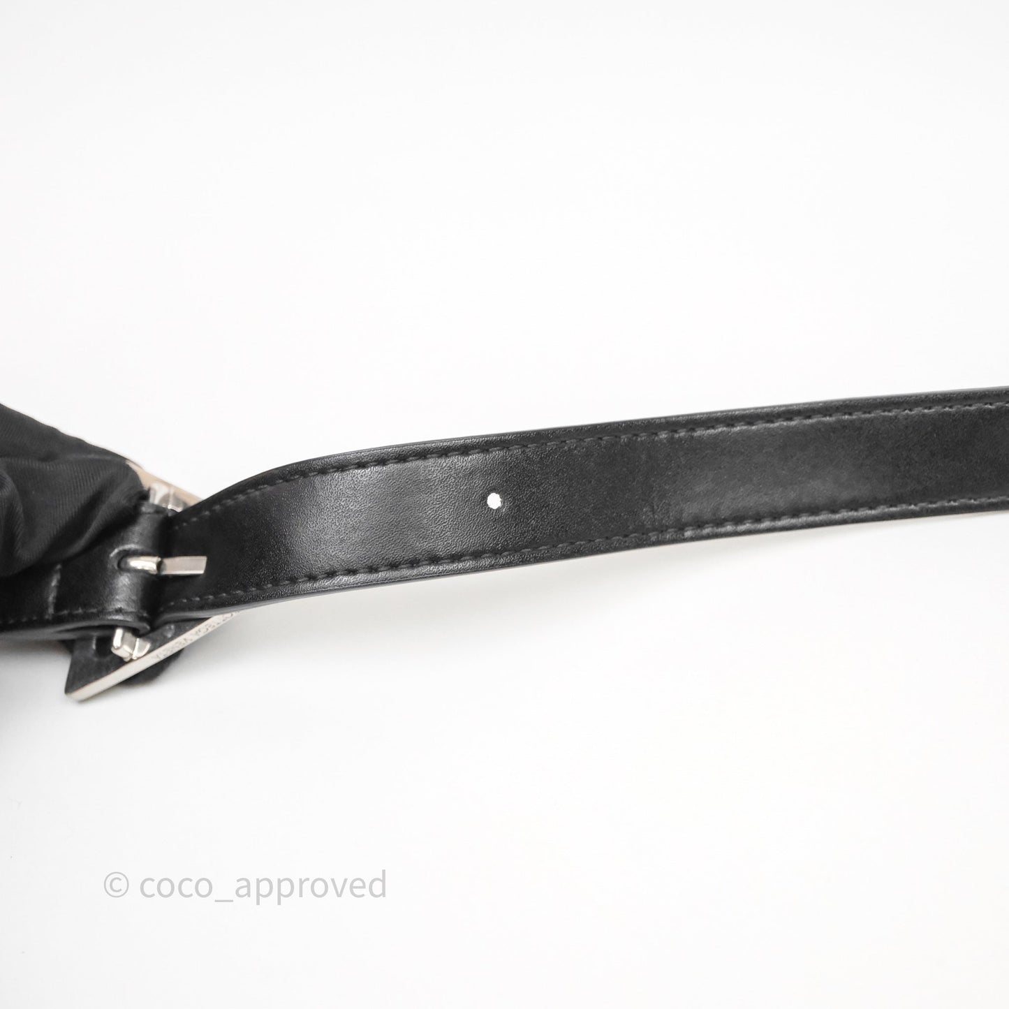 Bottega Veneta Cassette Shoulder Bag Intrecciato Black