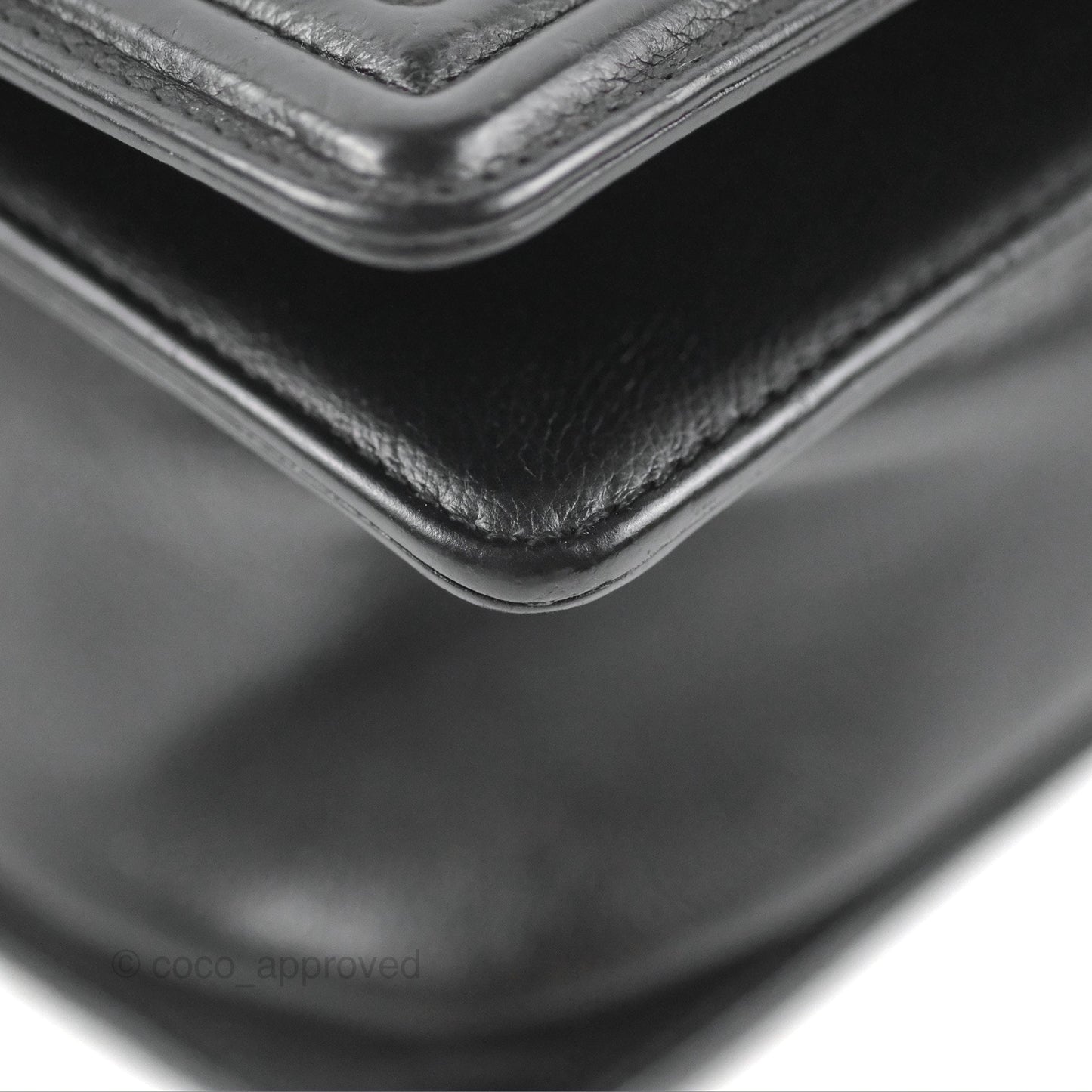 Chanel Quilted New Medium Boy Black Calfskin Ruthenium Hardware