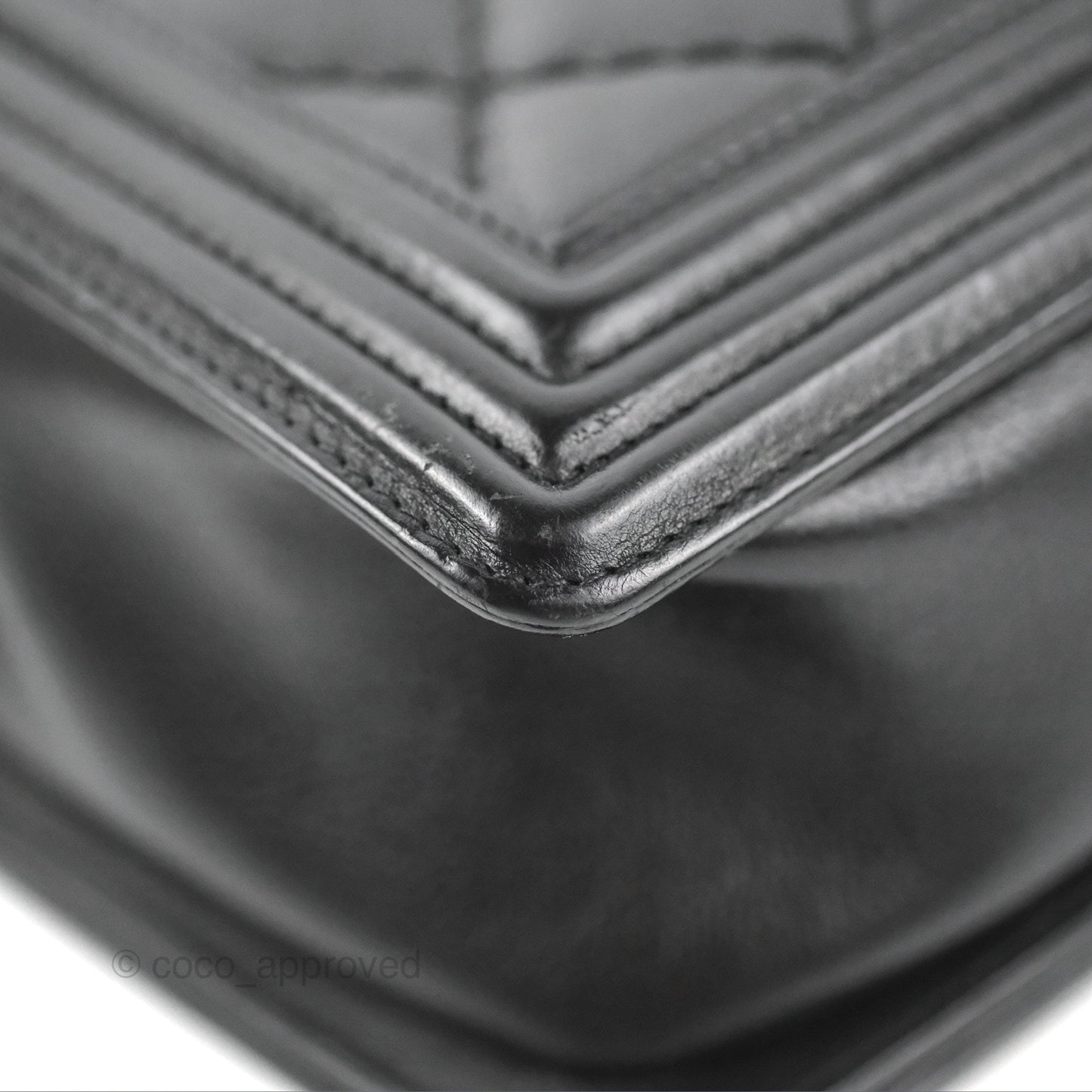Chanel Quilted New Medium Boy Black Calfskin Ruthenium Hardware