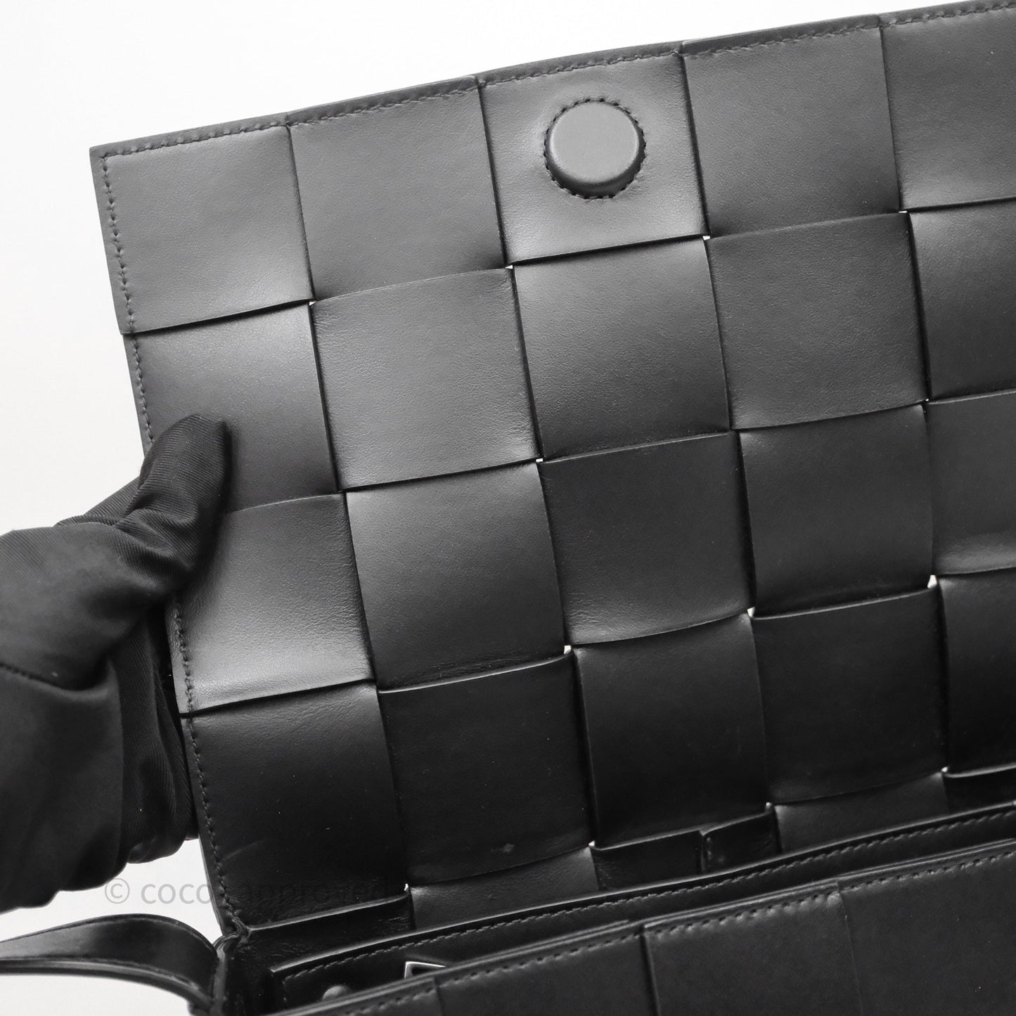 Bottega Veneta Cassette Shoulder Bag Intrecciato Black