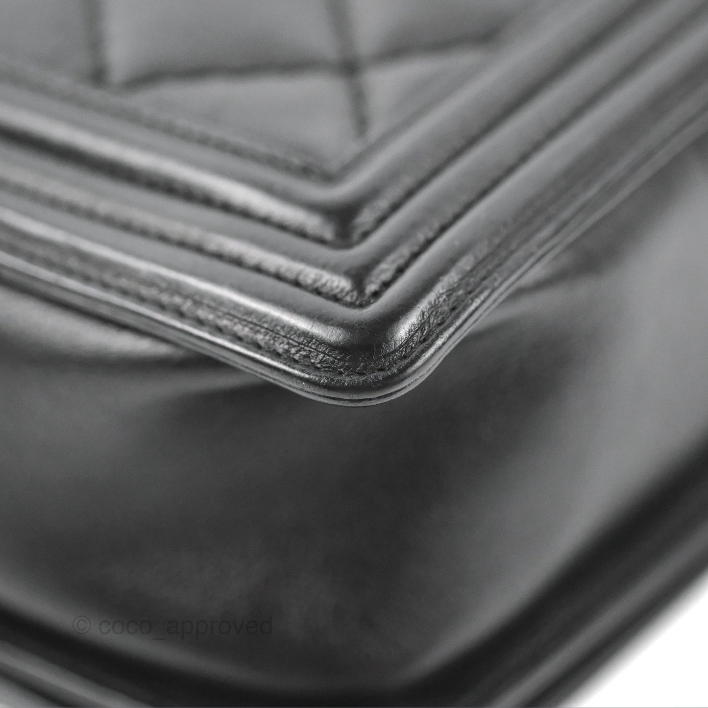 Chanel Quilted New Medium Boy Black Calfskin Ruthenium Hardware