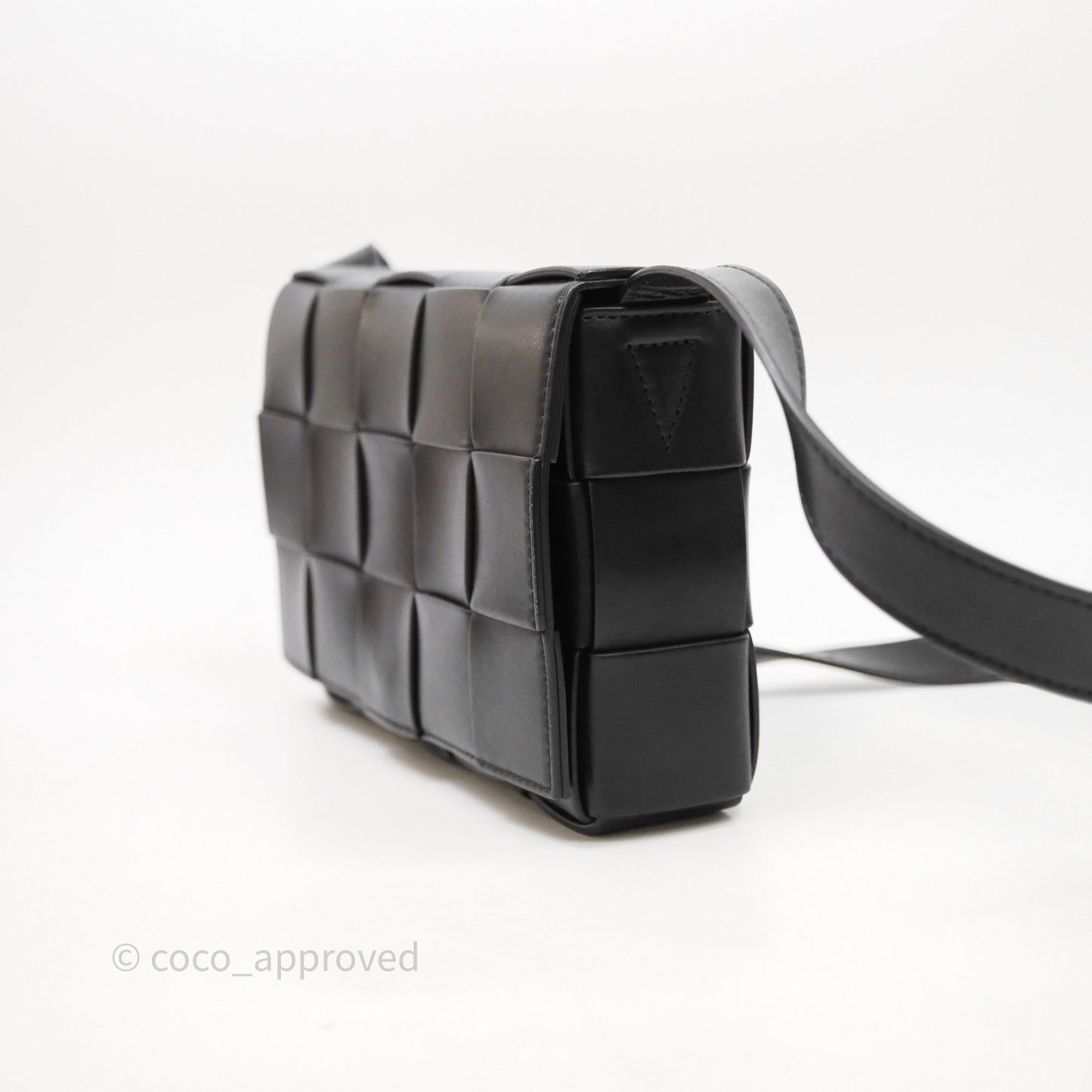 Bottega Veneta Cassette Shoulder Bag Intrecciato Black