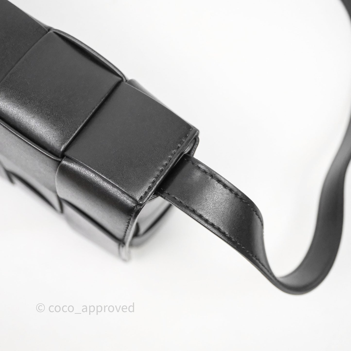 Bottega Veneta Cassette Shoulder Bag Intrecciato Black
