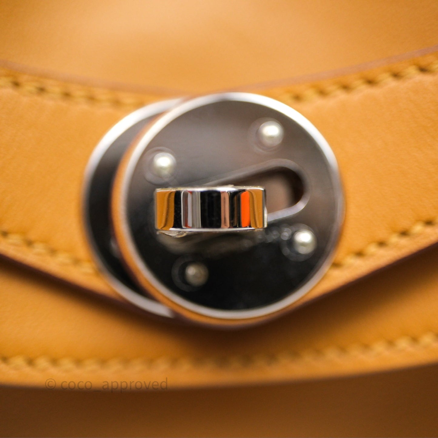 Hermès Lindy 26 Swift Sesame 2S/lime 9R Palladium Hardware