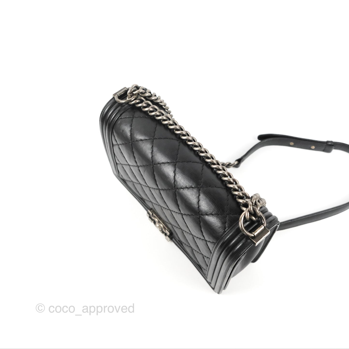 Chanel Quilted New Medium Boy Black Calfskin Ruthenium Hardware
