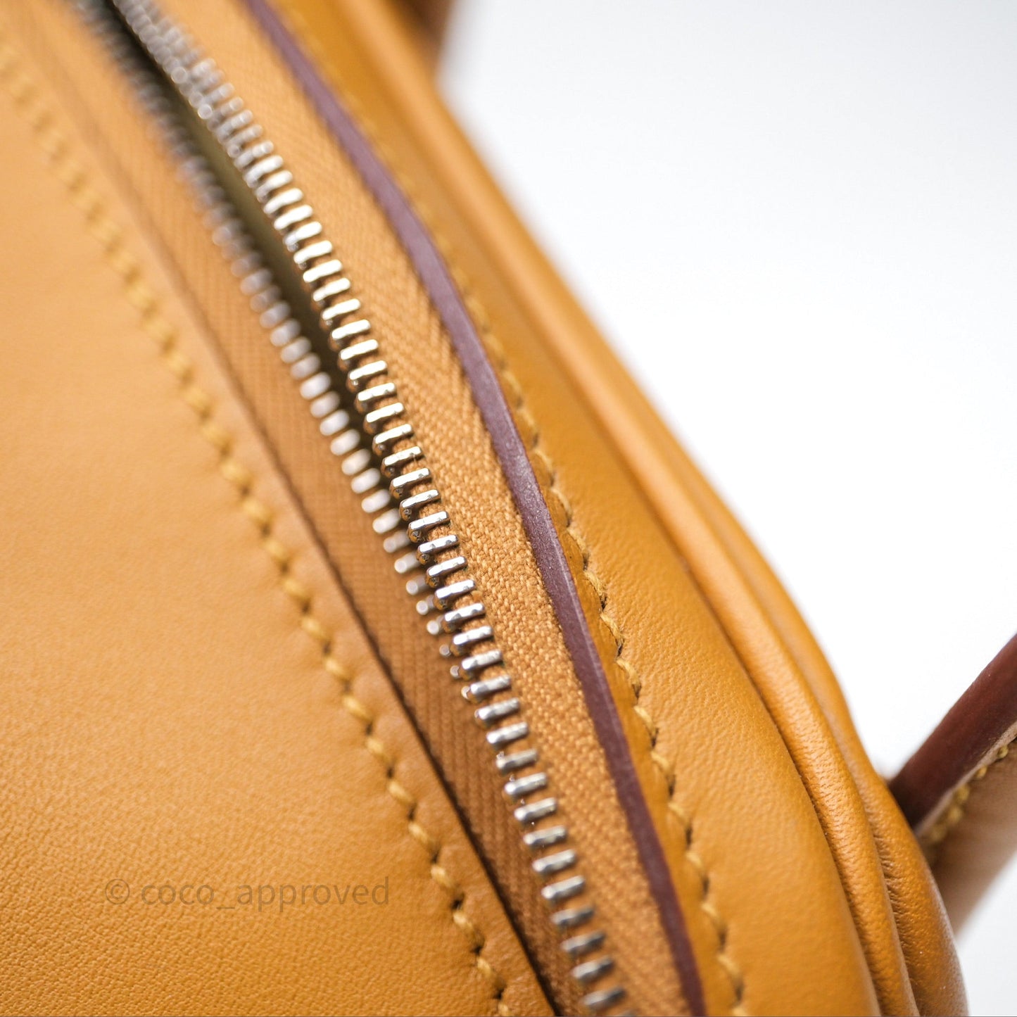 Hermès Lindy 26 Swift Sesame 2S/lime 9R Palladium Hardware