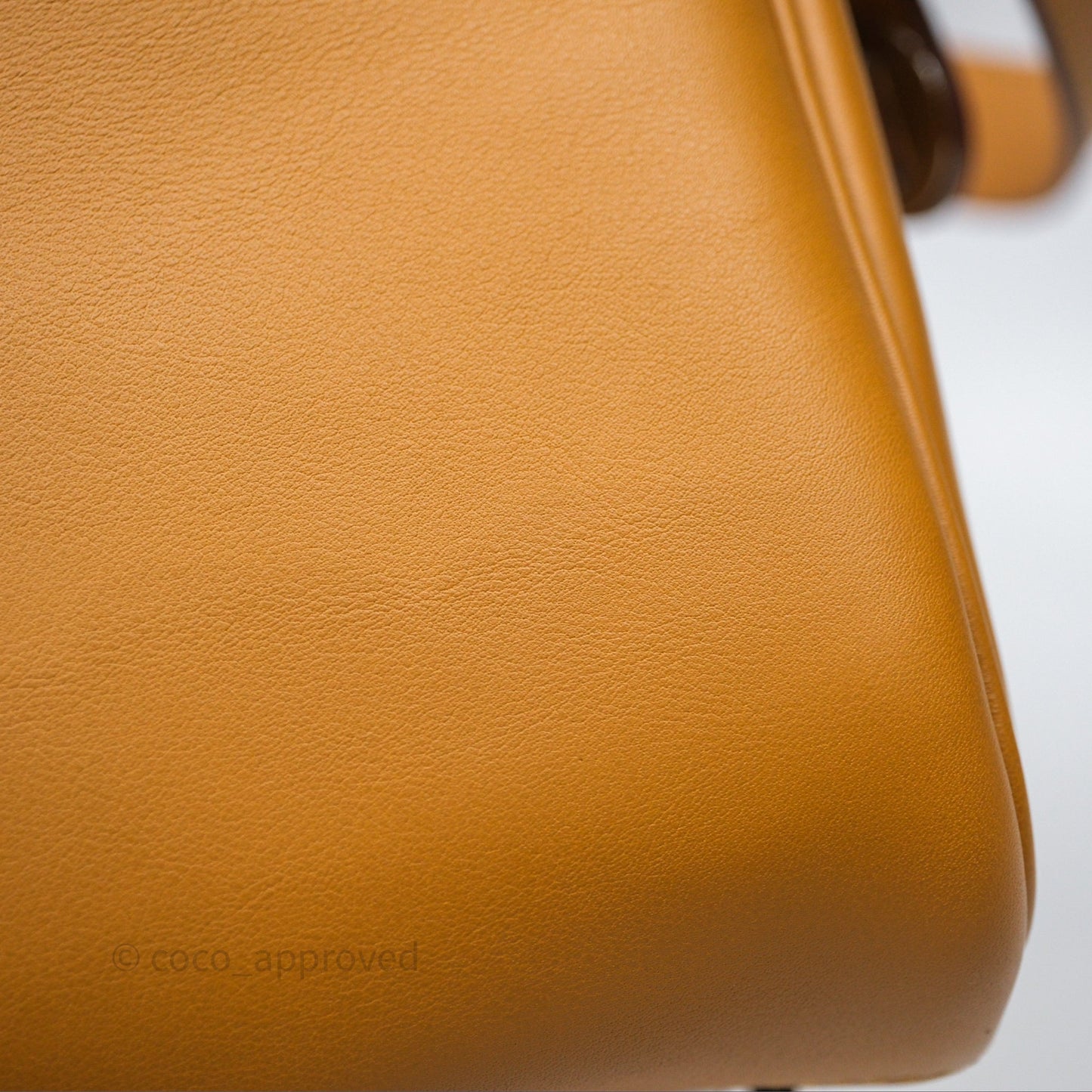 Hermès Lindy 26 Swift Sesame 2S/lime 9R Palladium Hardware