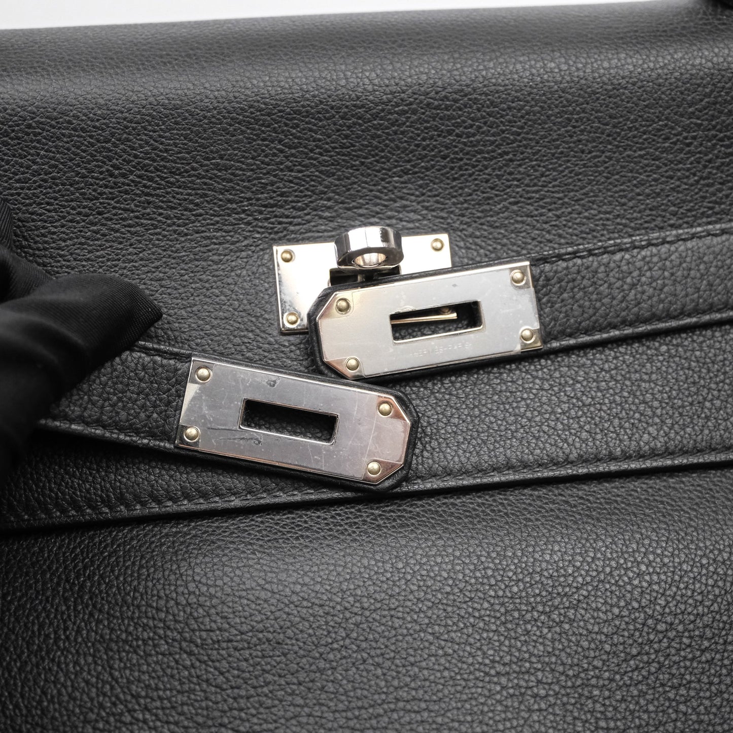 Hermès Kelly Voyage 50 Noir 89 Novillo Palladium Hardware