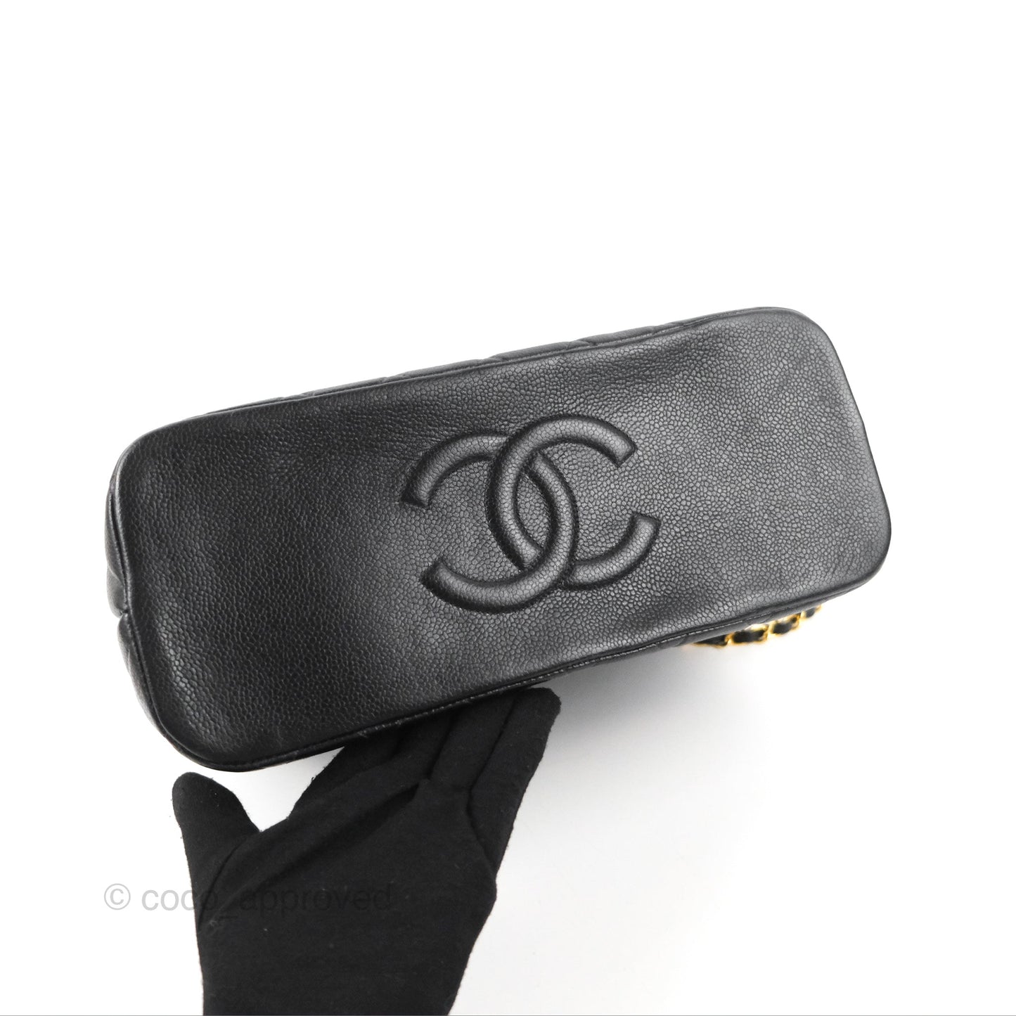 Chanel Vintage CC Kisslock Turnlock Shoulder Bag Quilted Black Caviar 24K Gold Hardware