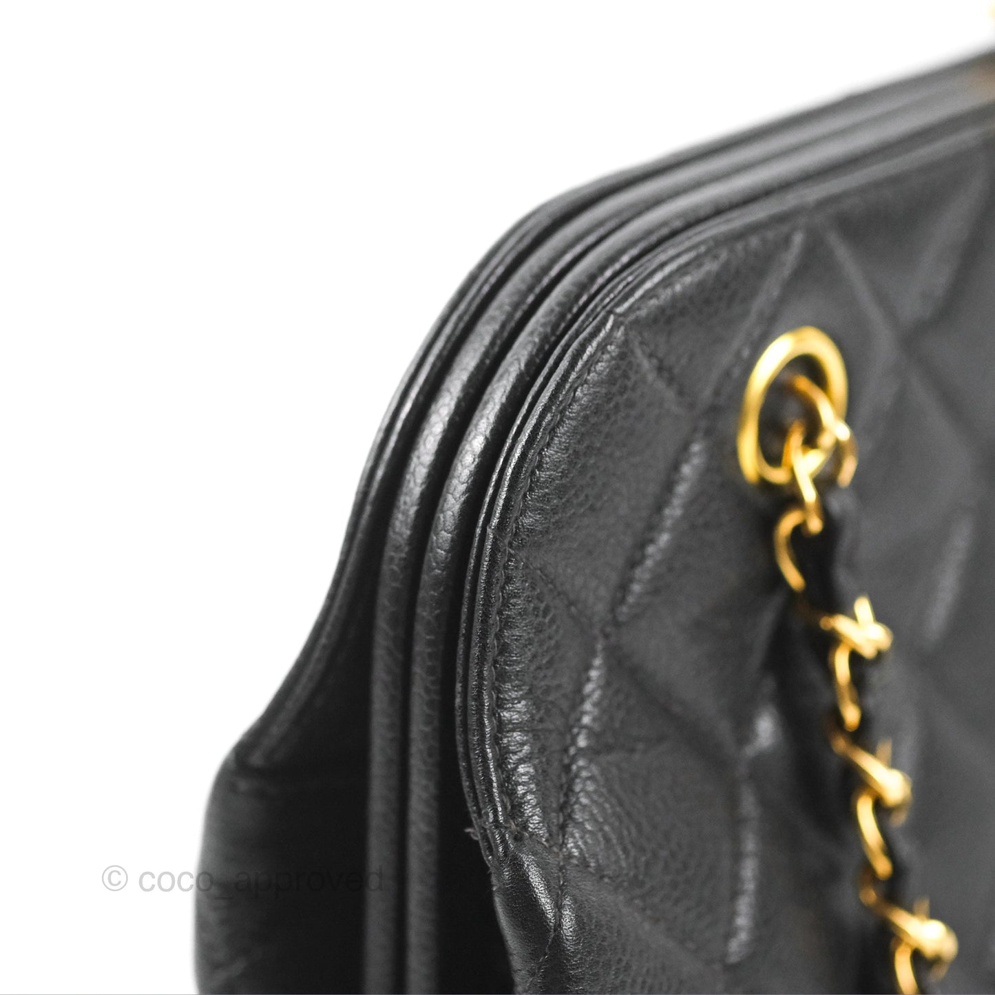 Chanel Vintage CC Kisslock Turnlock Shoulder Bag Quilted Black Caviar 24K Gold Hardware