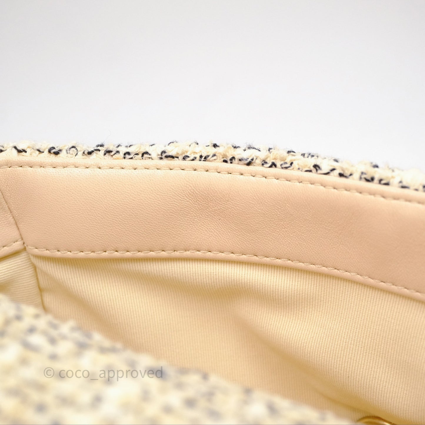 Chanel 19 Small Tweed Oreo Cream Mixed Hardware