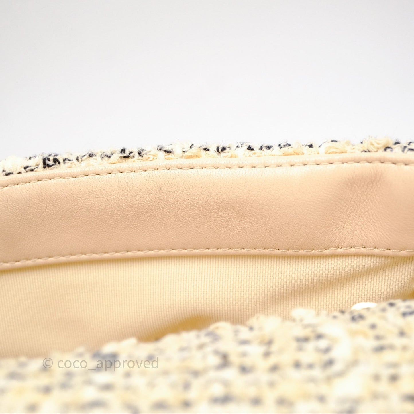 Chanel 19 Small Tweed Oreo Cream Mixed Hardware