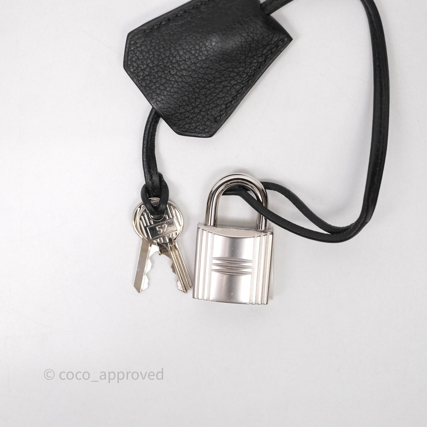 Hermès Kelly Voyage 50 Noir 89 Novillo Palladium Hardware