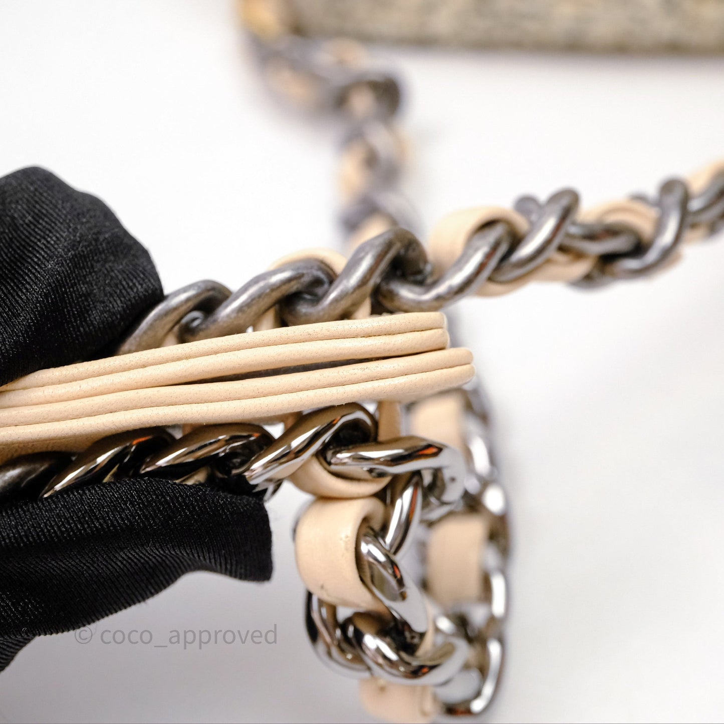 Chanel 19 Small Tweed Oreo Cream Mixed Hardware
