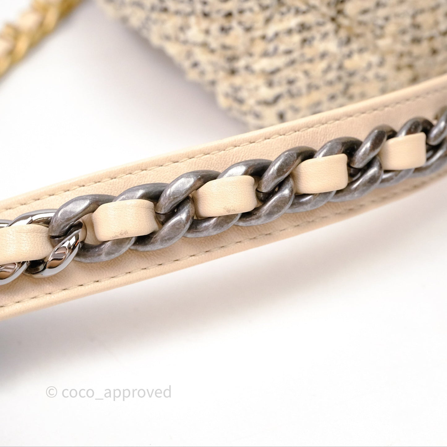 Chanel 19 Small Tweed Oreo Cream Mixed Hardware