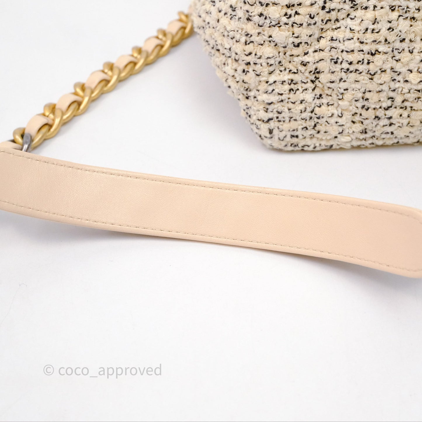 Chanel 19 Small Tweed Oreo Cream Mixed Hardware