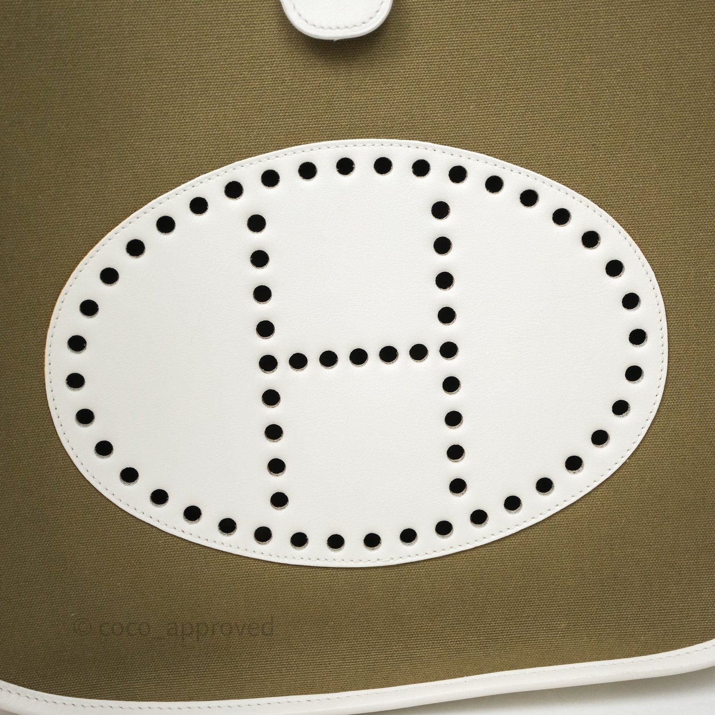 Hermes Evelyne III 29 Khaki/ White Palladium Hardware