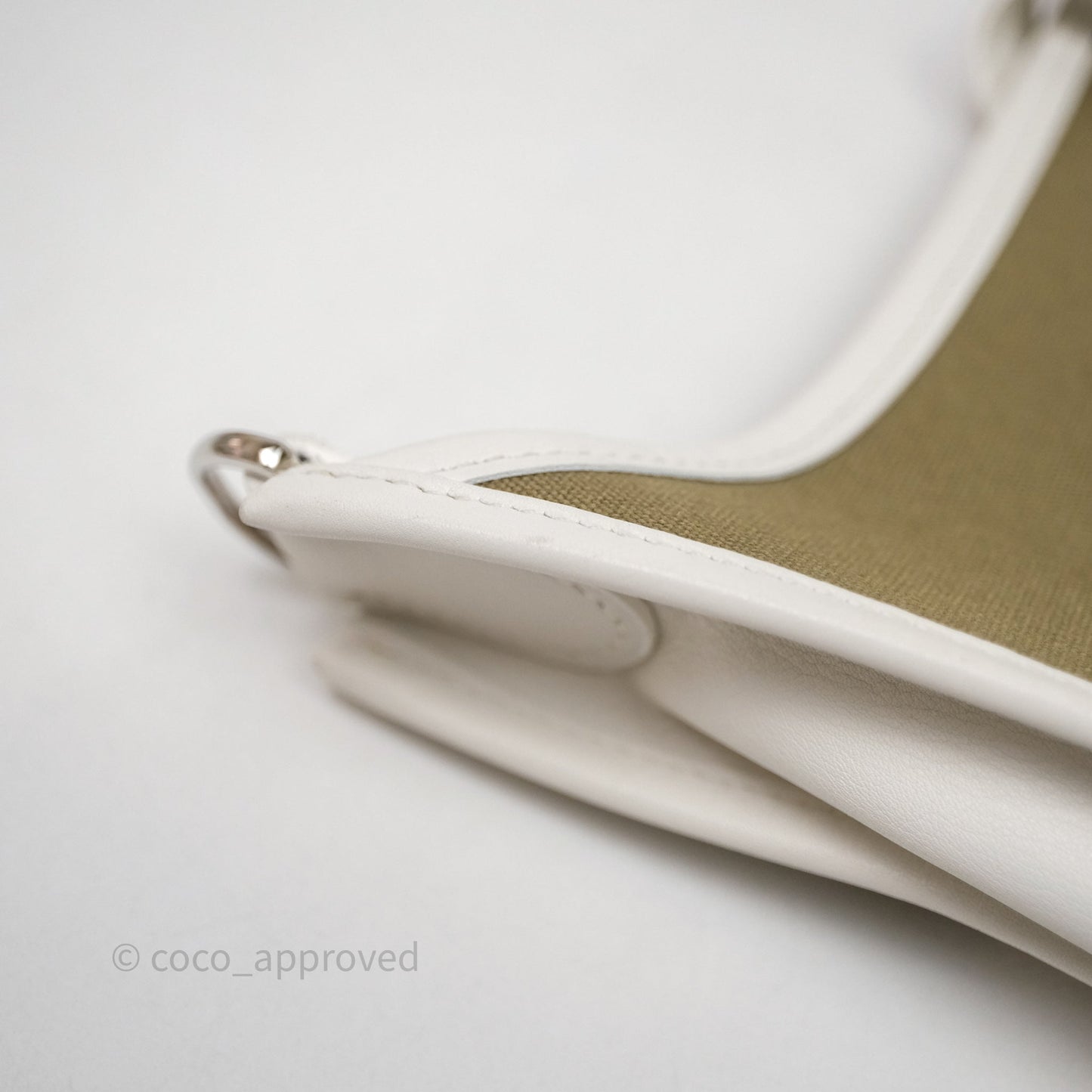 Hermes Evelyne III 29 Khaki/ White Palladium Hardware