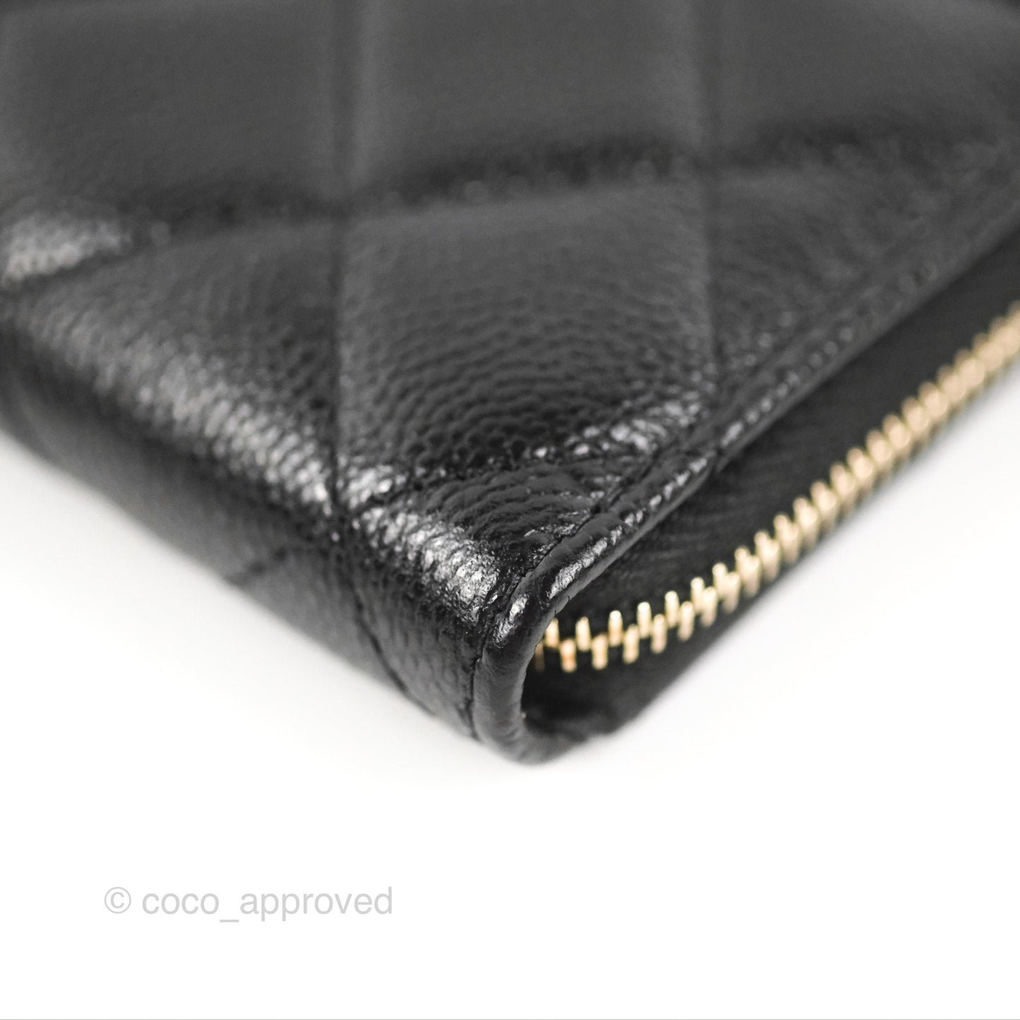 Chanel Quilted Zip Card Holder Black Caviar Gold Hardware 23S