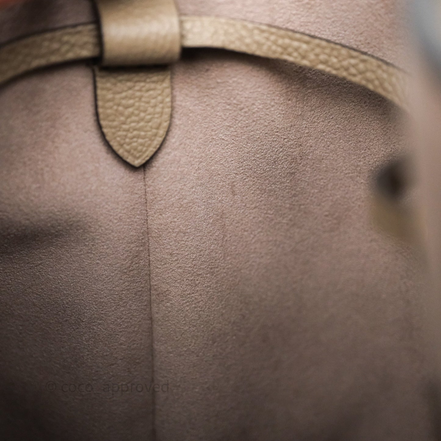 Louis Vuitton NéoNoé MM Dove /Cream Monogram Empreinte Leather