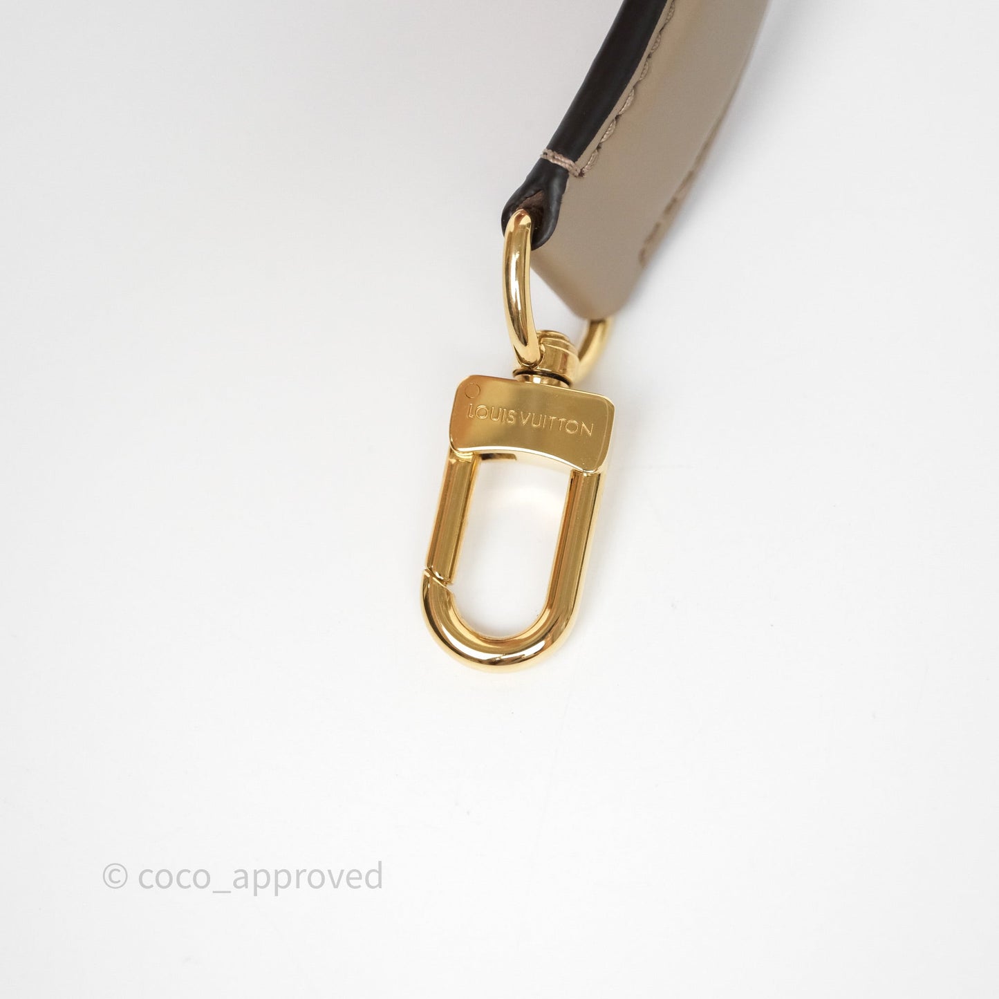 Louis Vuitton NéoNoé MM Dove /Cream Monogram Empreinte Leather