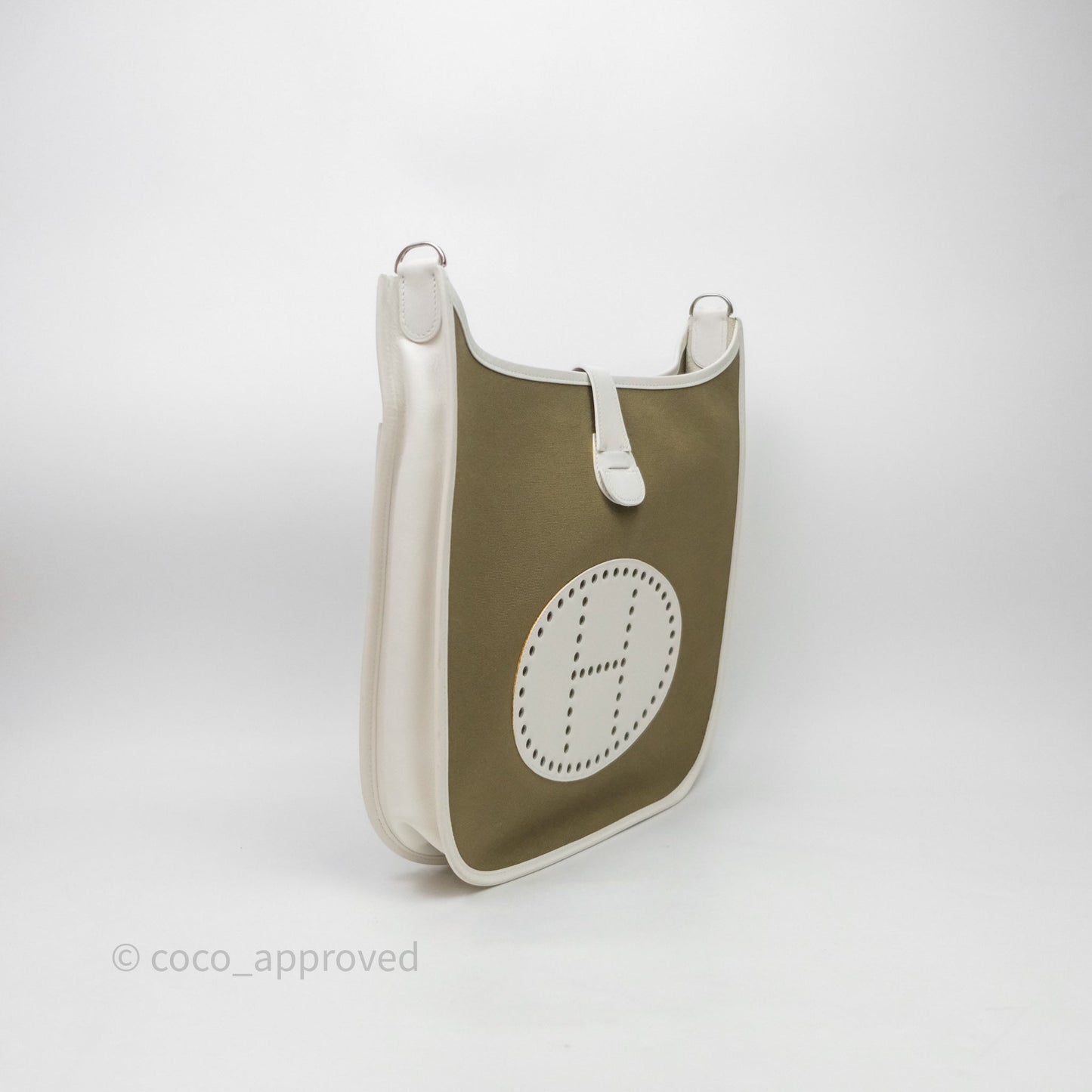Hermes Evelyne III 29 Khaki/ White Palladium Hardware