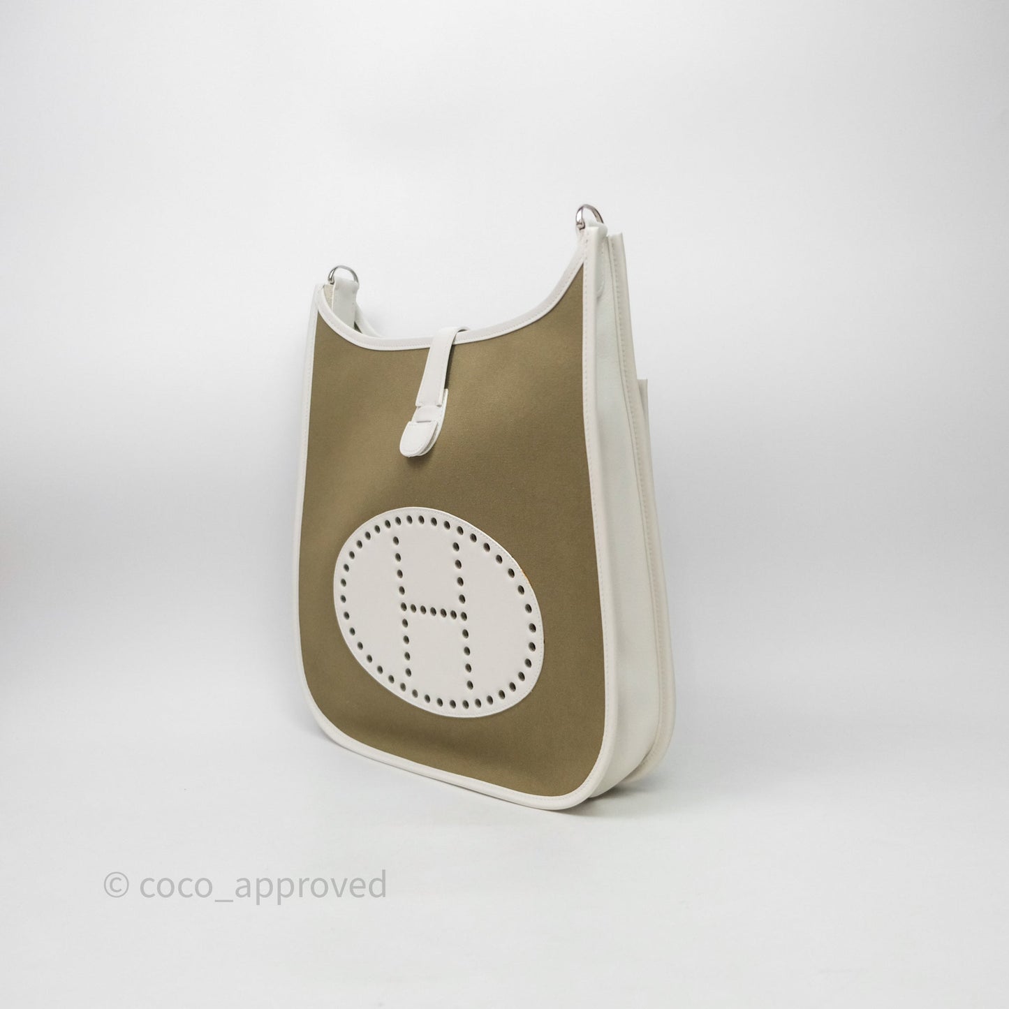 Hermes Evelyne III 29 Khaki/ White Palladium Hardware
