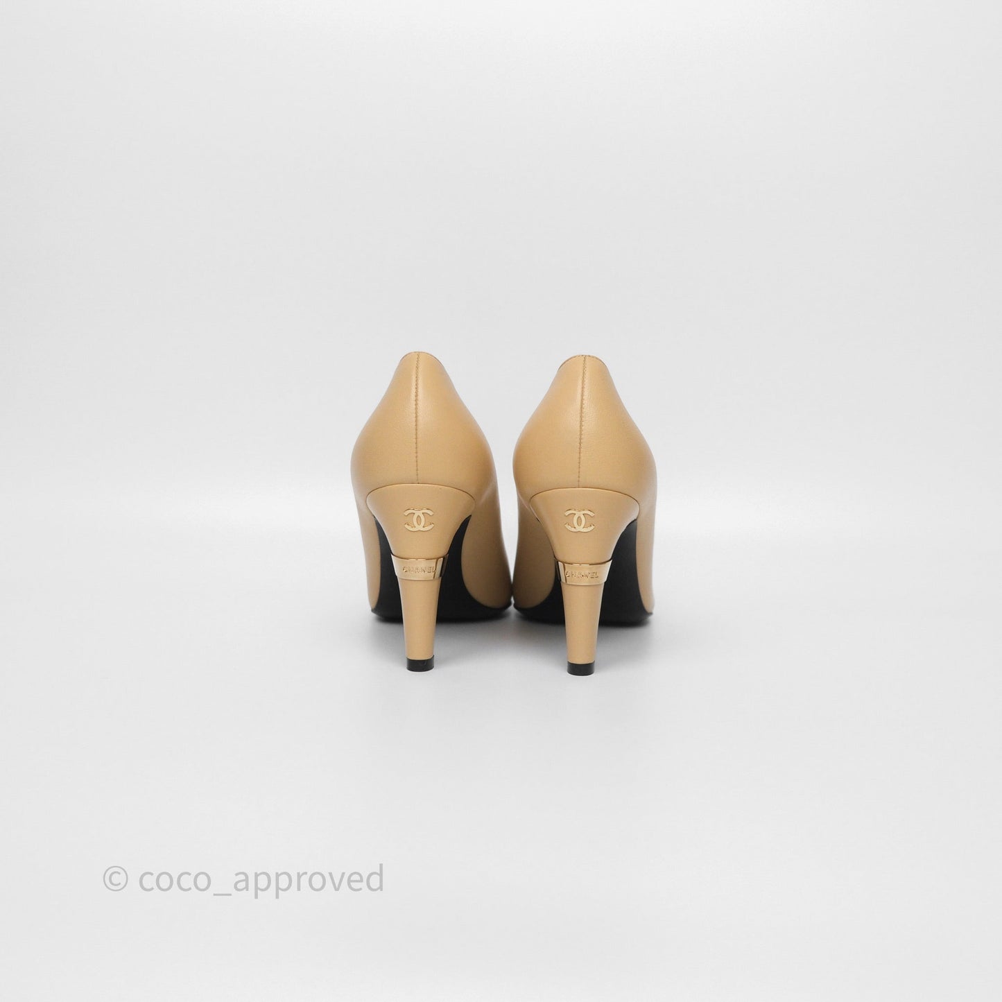 Chanel Beige Toe Pointed Black Pump Heels With Pearl Size 39