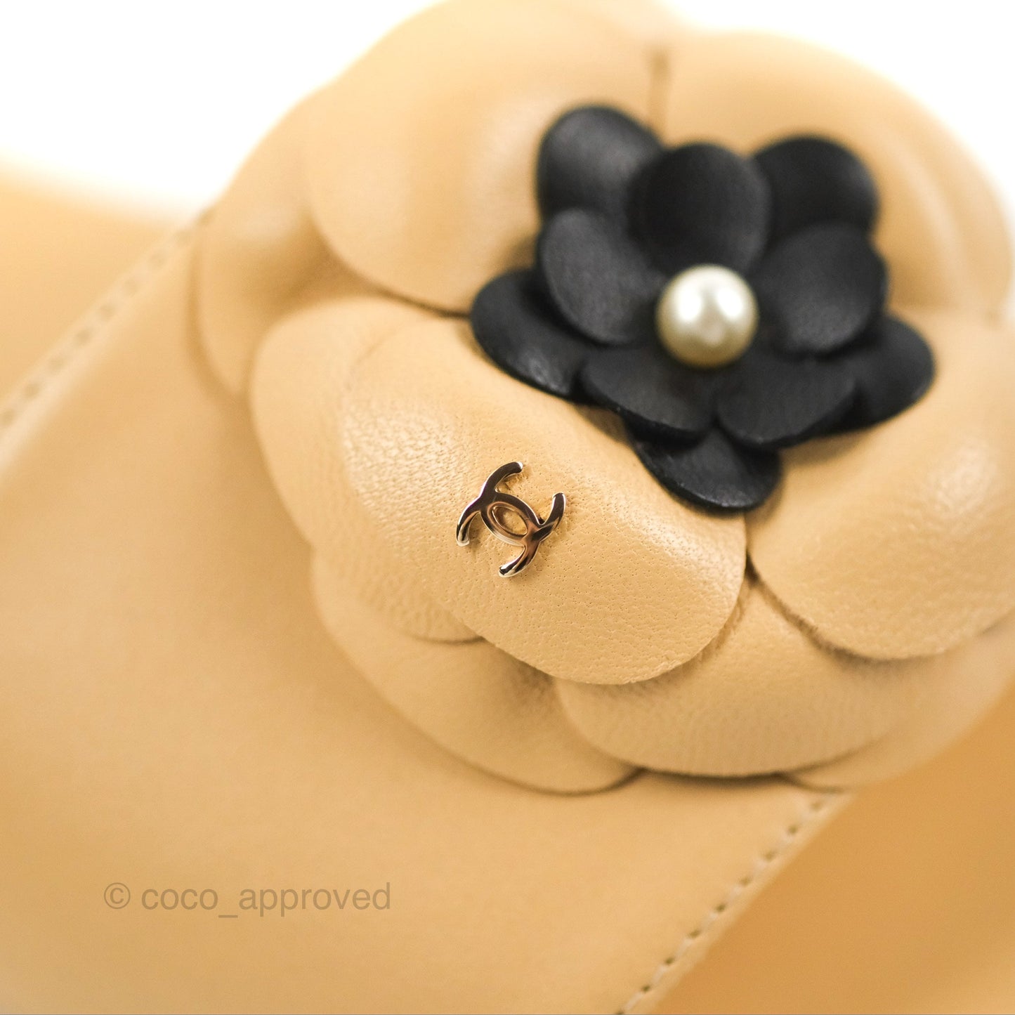 Chanel Camellia Mule Sandals Beige Lambskin 17C Size 37