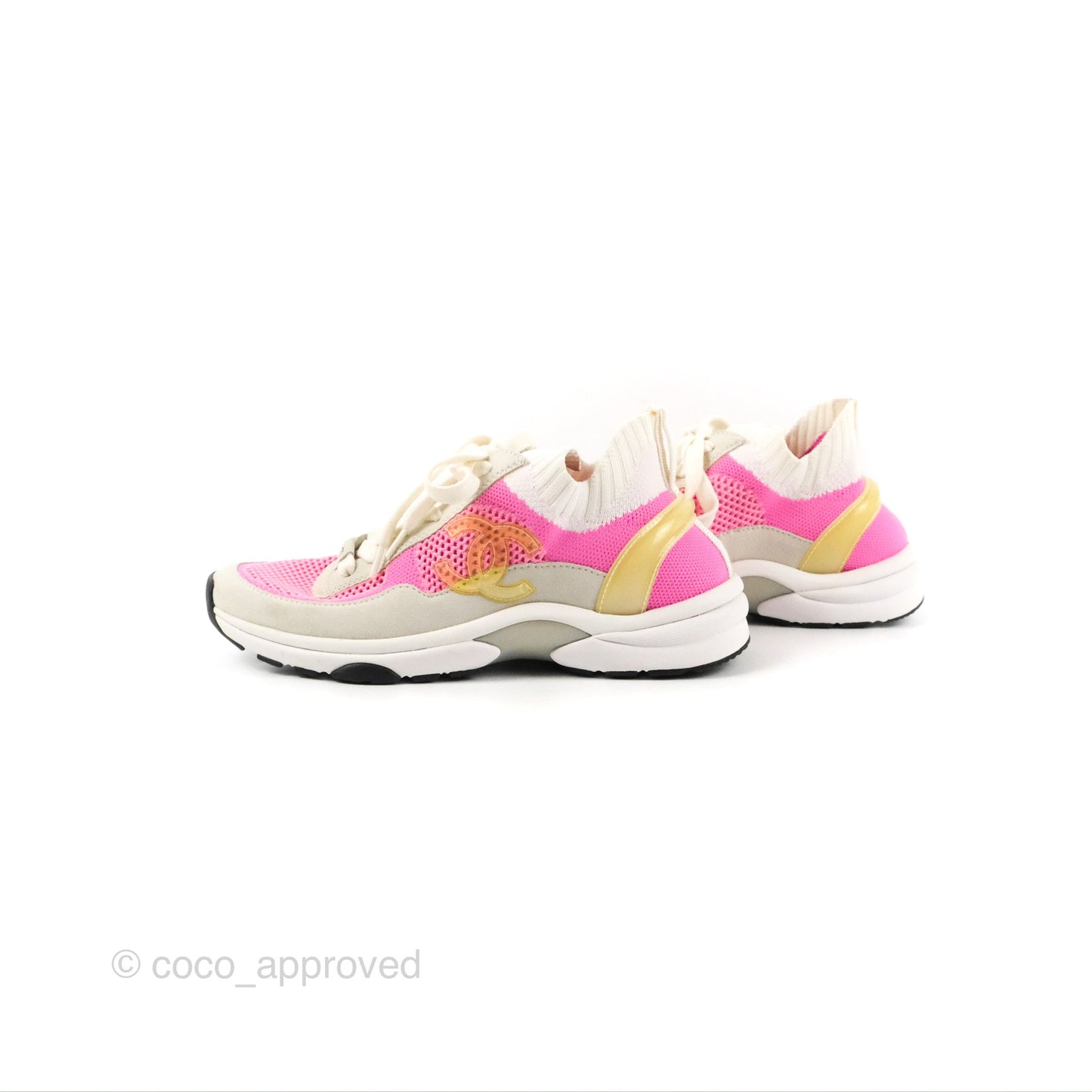 Chanel Low Top CC Trainers White Pink Sneakers Size 37.5