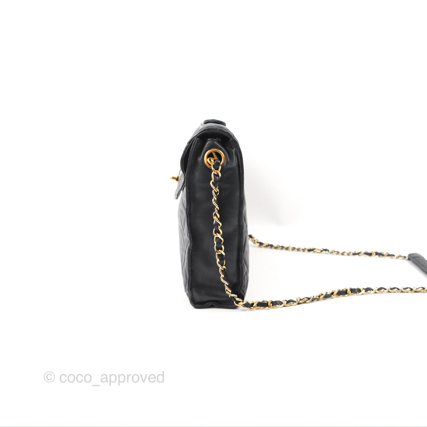 Chanel Vintage Midnight Blue Lambskin Pochette Chain Shoulder Bag