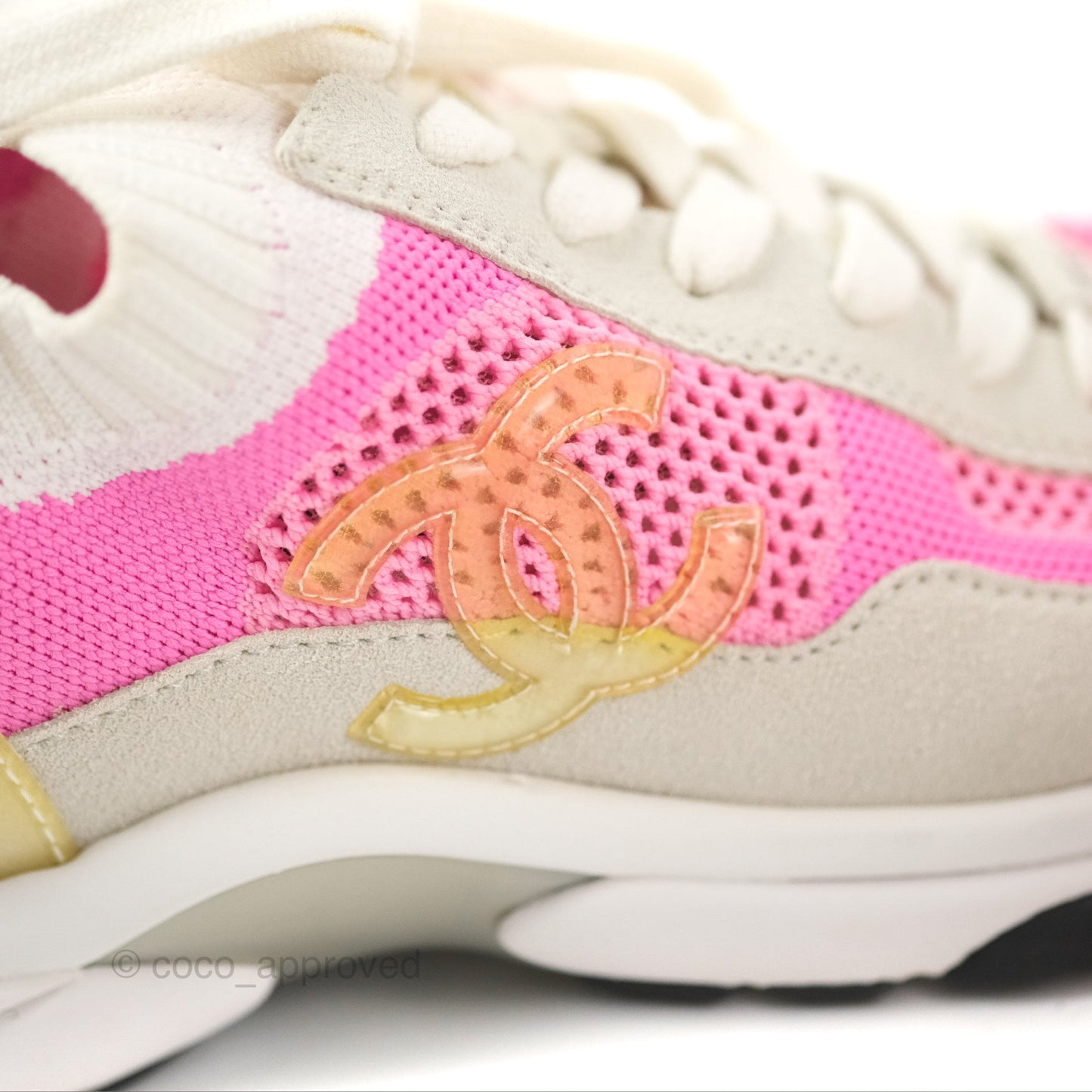 Chanel Low Top CC Trainers White Pink Sneakers Size 37.5