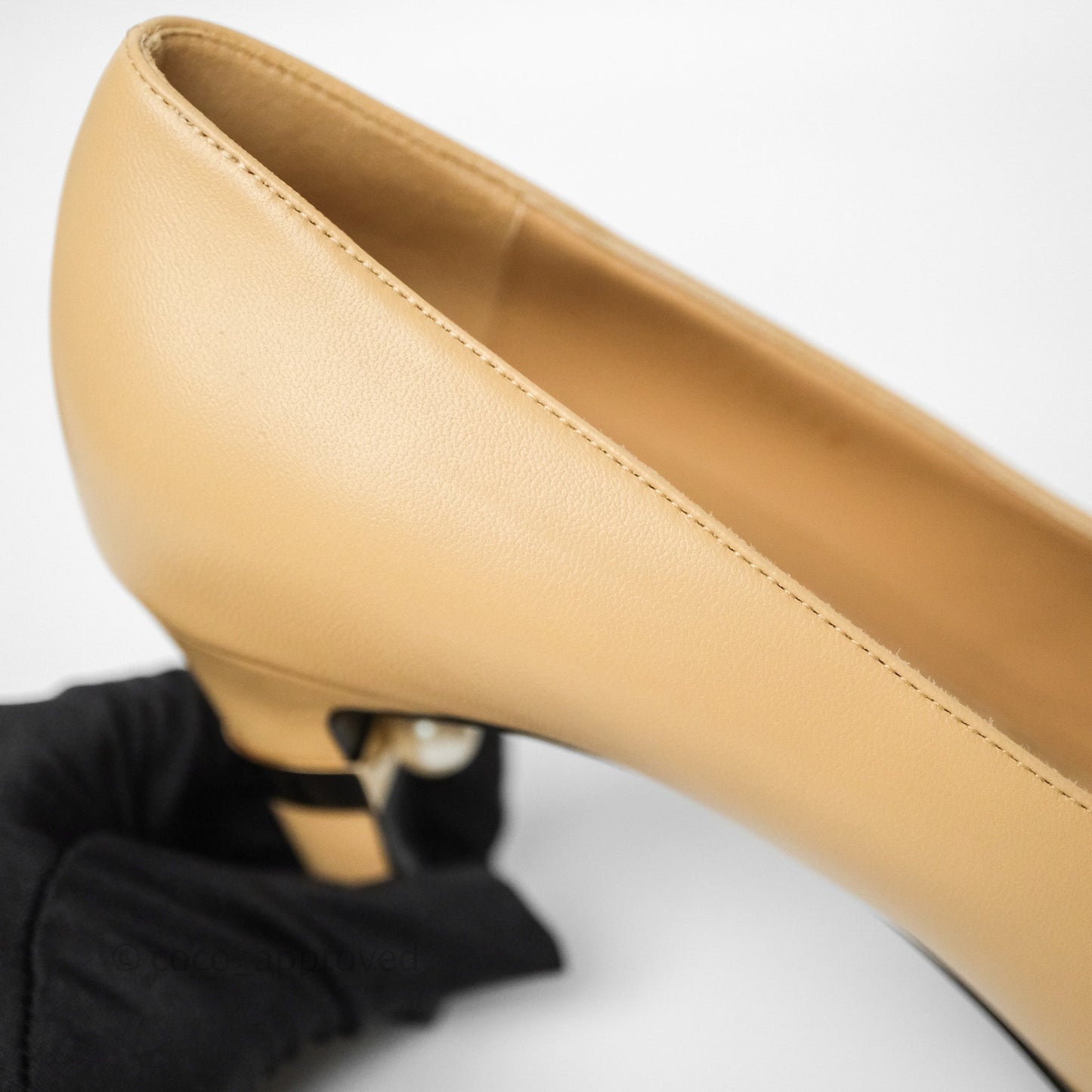 Chanel Beige Toe Pointed Black Pump Heels With Pearl Size 39
