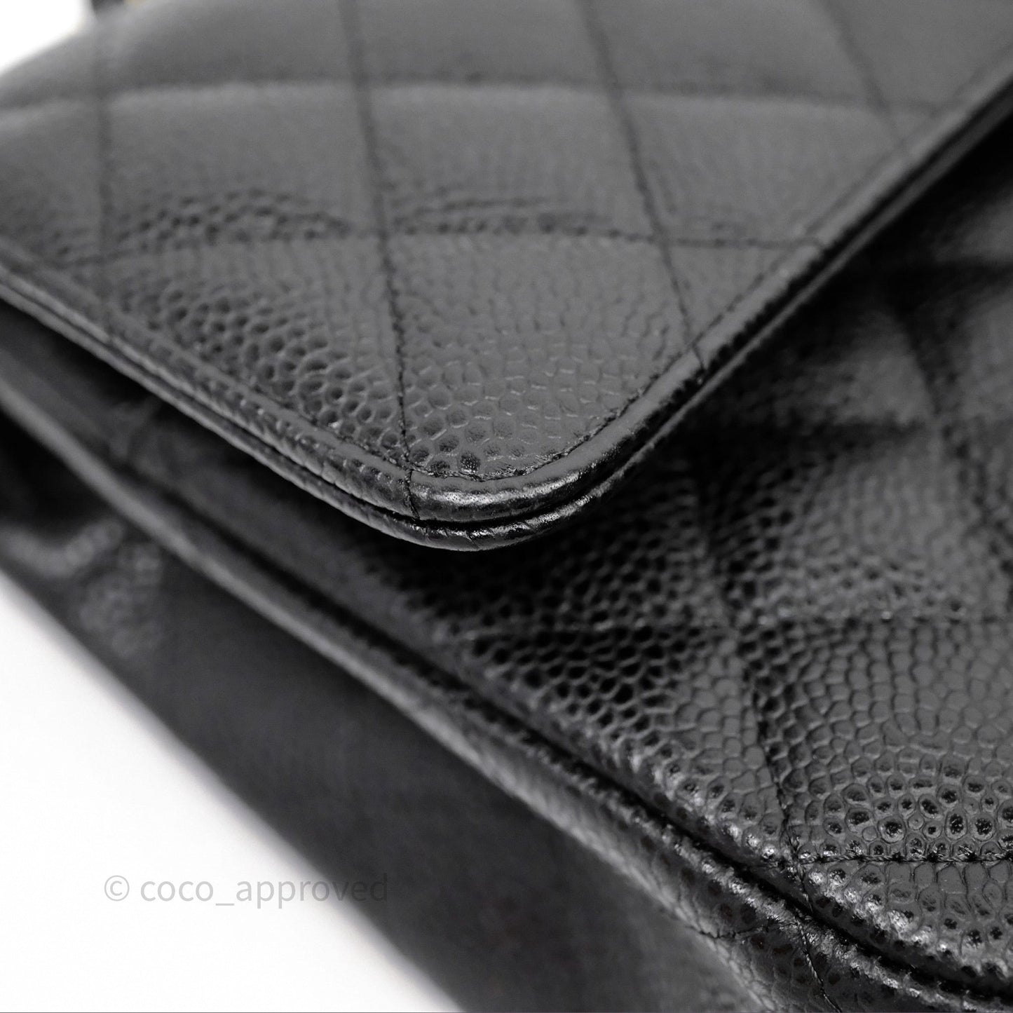 Chanel Classic M/L Medium Flap Quilted Black Caviar Gold Hardware