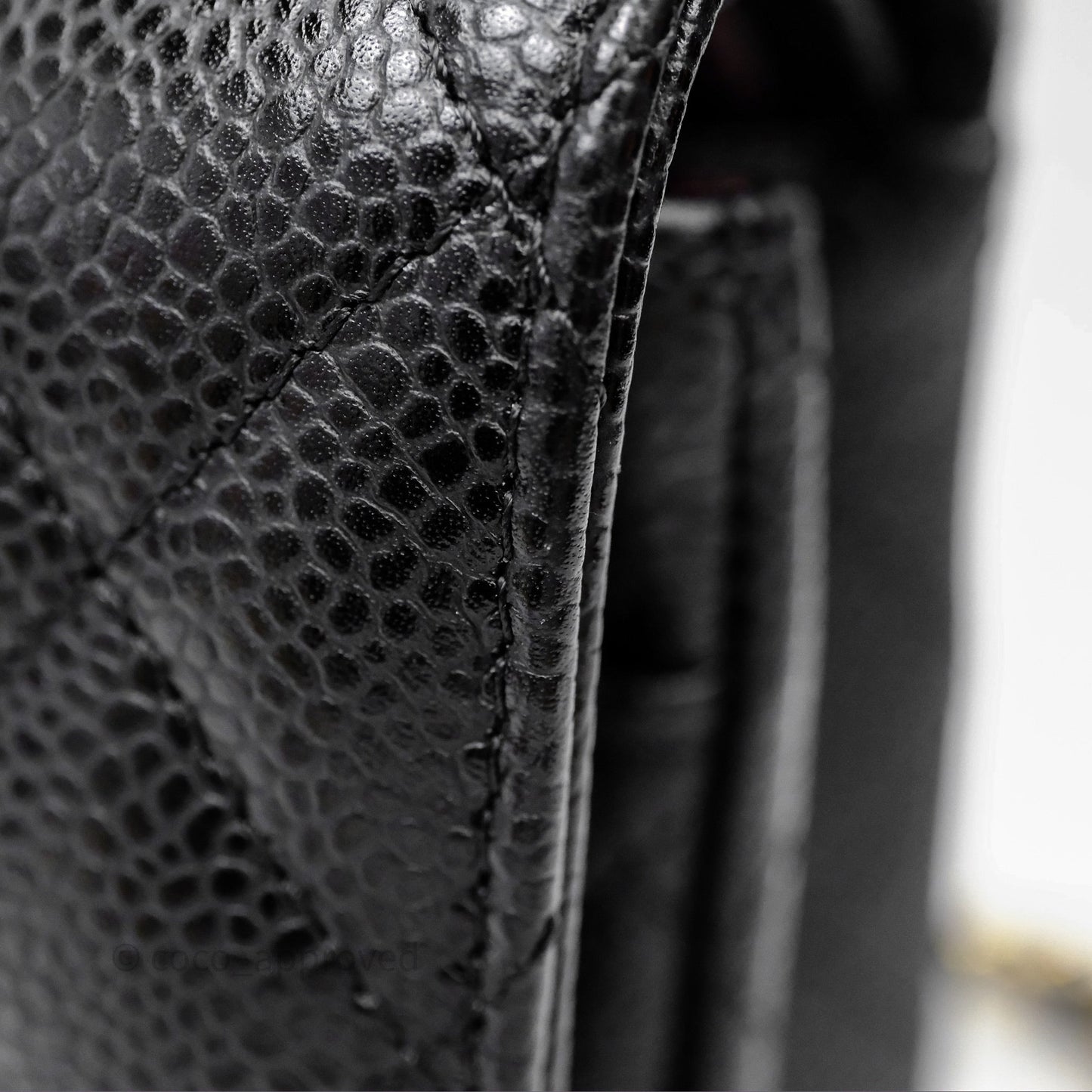 Chanel Classic M/L Medium Flap Quilted Black Caviar Gold Hardware
