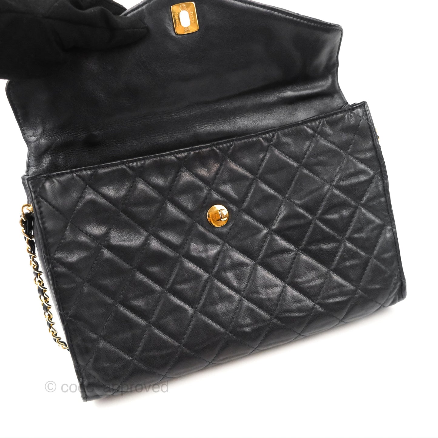 Chanel Vintage Midnight Blue Lambskin Pochette Chain Shoulder Bag
