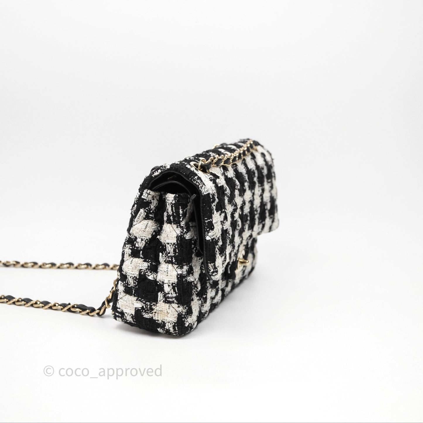 Chanel Quilted M/L Medium Double Flap Black White Houndstooth Tweed Gold Hardware