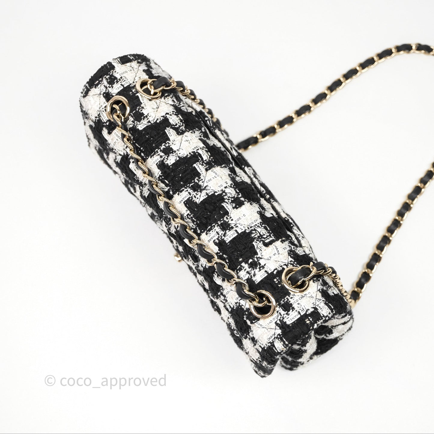 Chanel Quilted M/L Medium Double Flap Black White Houndstooth Tweed Gold Hardware