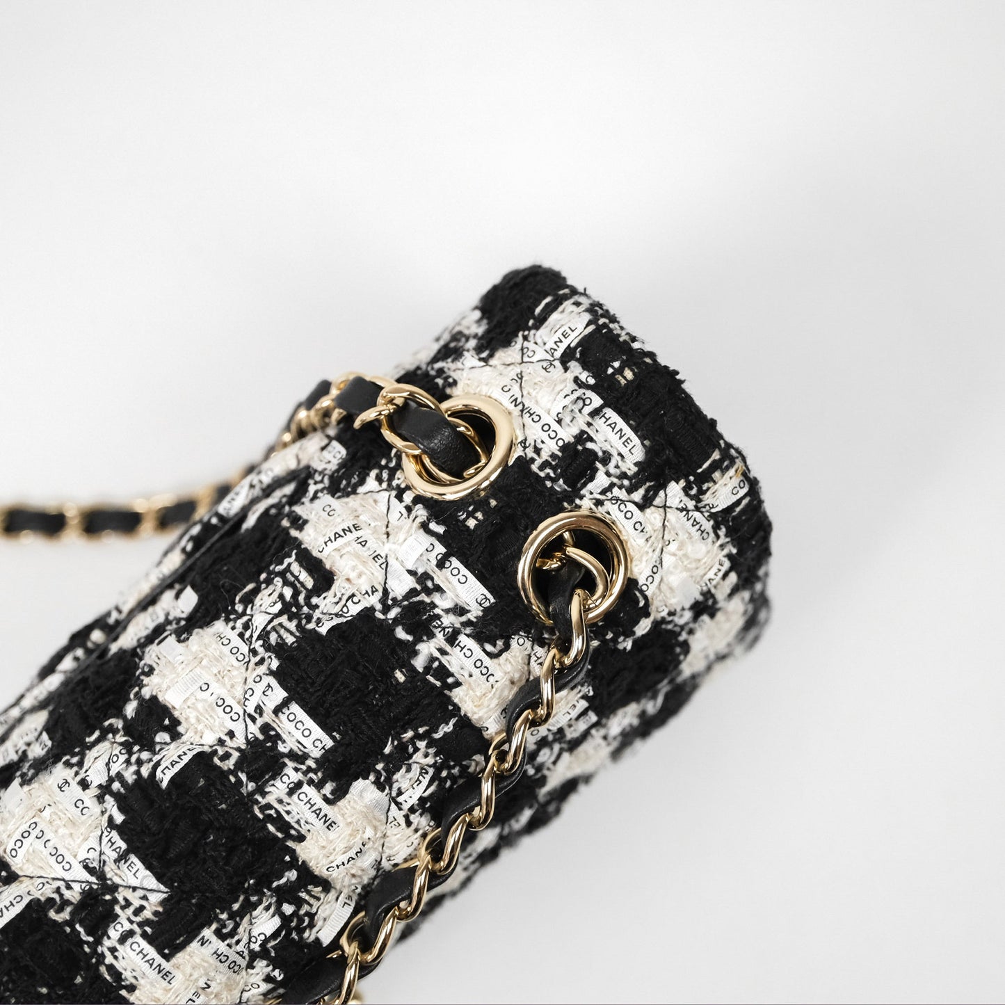 Chanel Quilted M/L Medium Double Flap Black White Houndstooth Tweed Gold Hardware